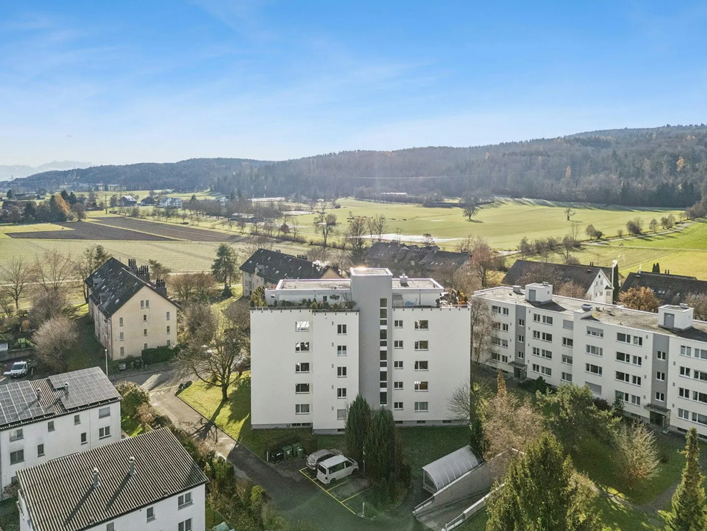 Appartamento 3.5 locali con grande balcone in una posizione tranquilla e centrale - Foto 1 di 12