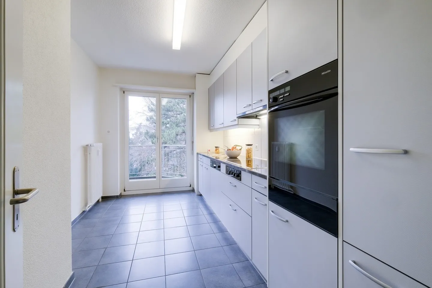 Charmante Wohnung mit Parkblick - Foto 3 von 9