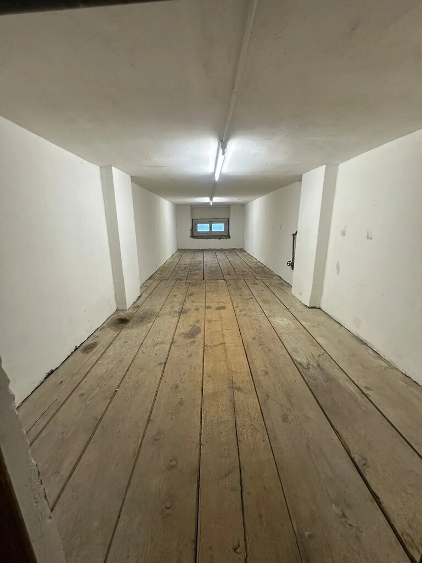 Espace de stockage à louer - Photo 2 sur 2