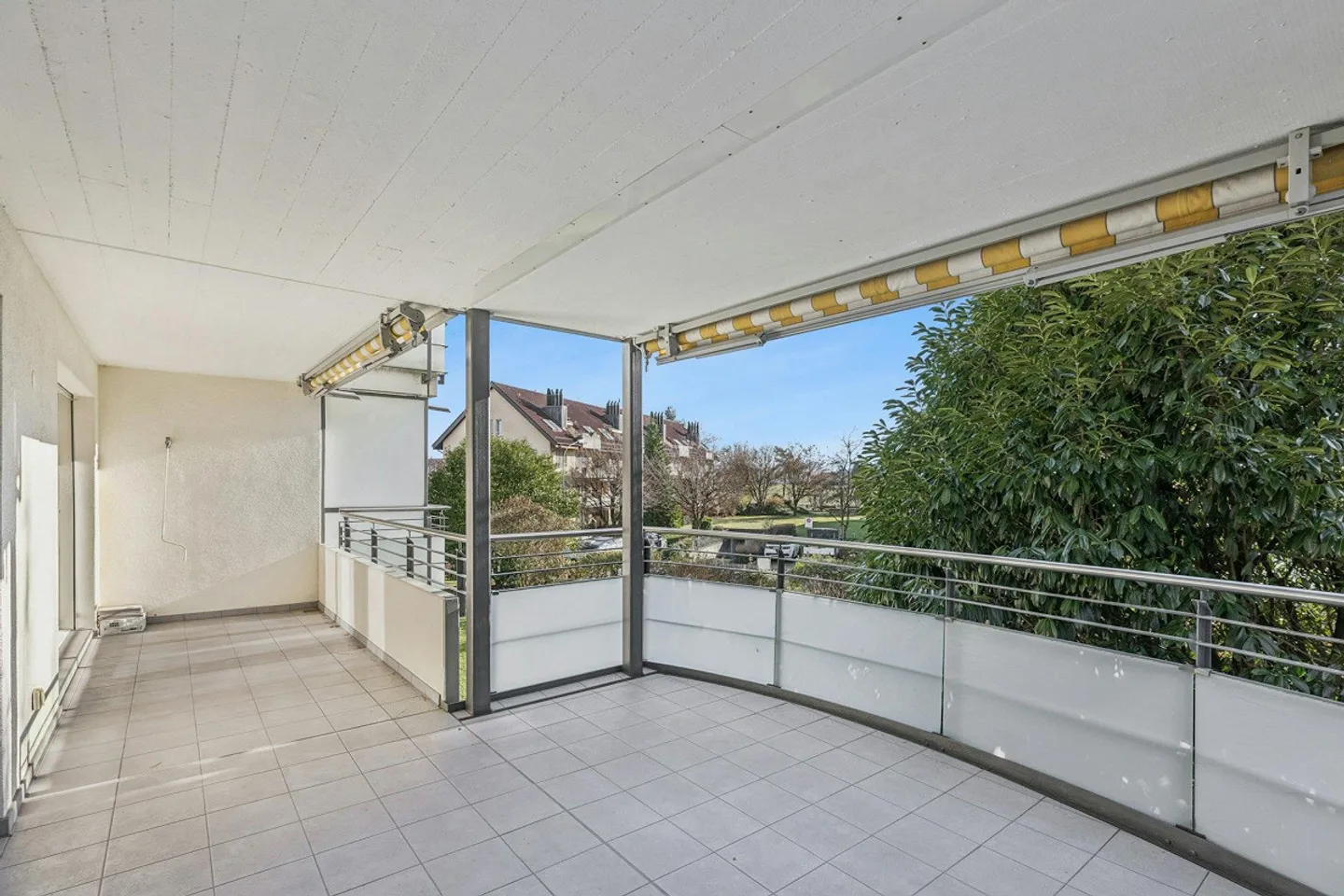 Appartamento 3.5 locali con grande balcone in una posizione tranquilla e centrale - Foto 12 di 12