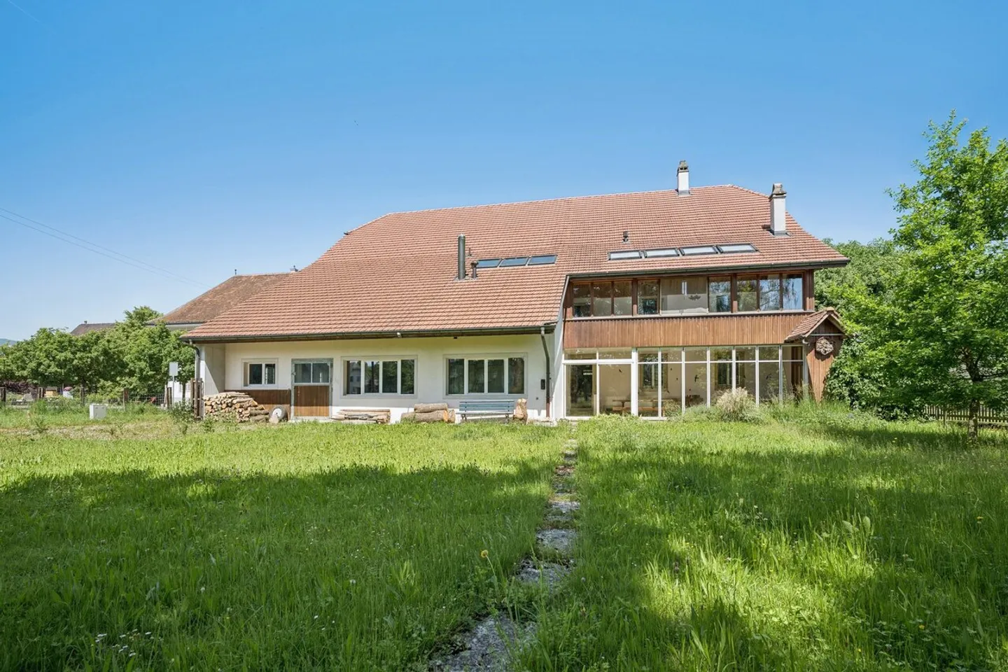 Charmante Maison Individuelle avec Jardin - Photo 1 sur 10