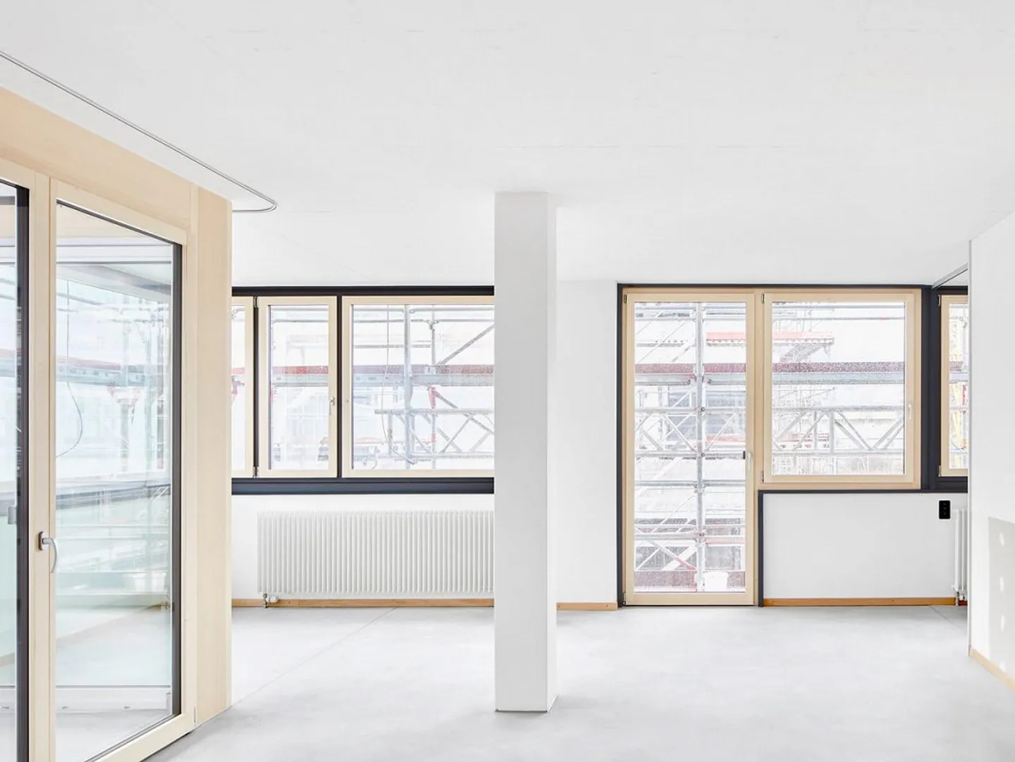 Your renovated home in the center of Köniz - Photo 4 of 7