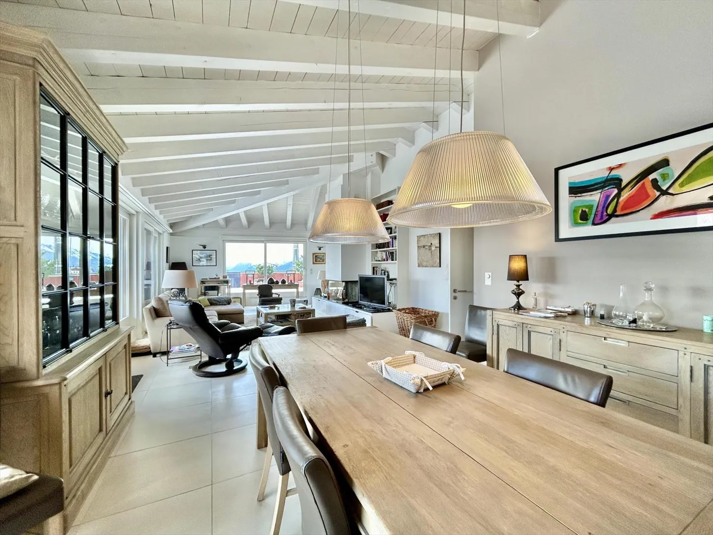 Rare: Elegant Attic Duplex of High Standard in the Heart of Crans-Montana - Photo 9 of 13