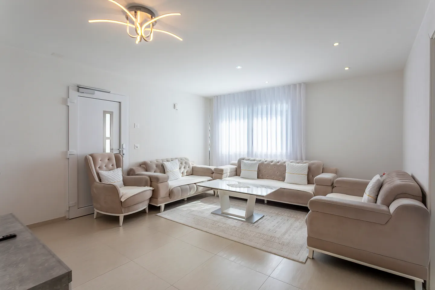 Charming Villa in Lentigny - Photo 9 of 23