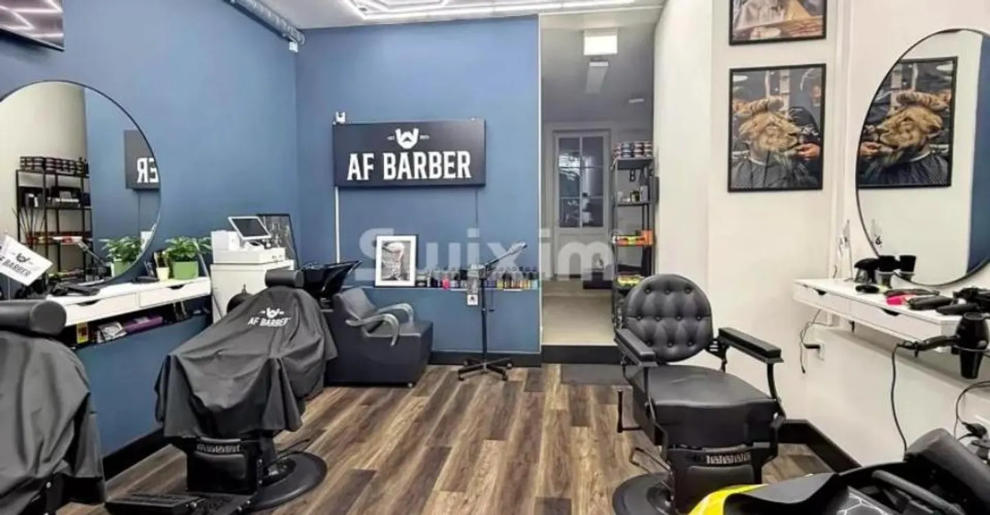 Business premises with modern amenities in Geneva - Photo 2 of 3