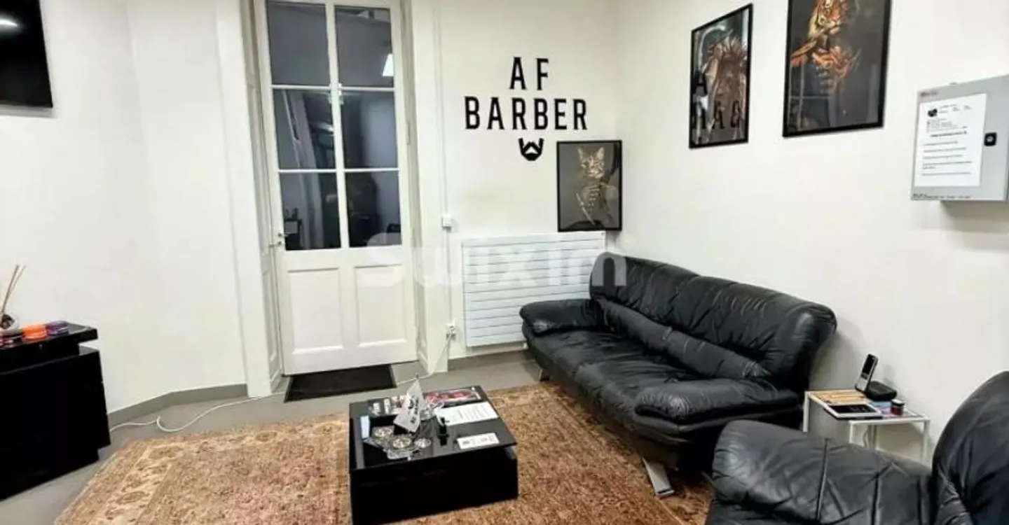 Business premises with modern amenities in Geneva - Photo 3 of 3