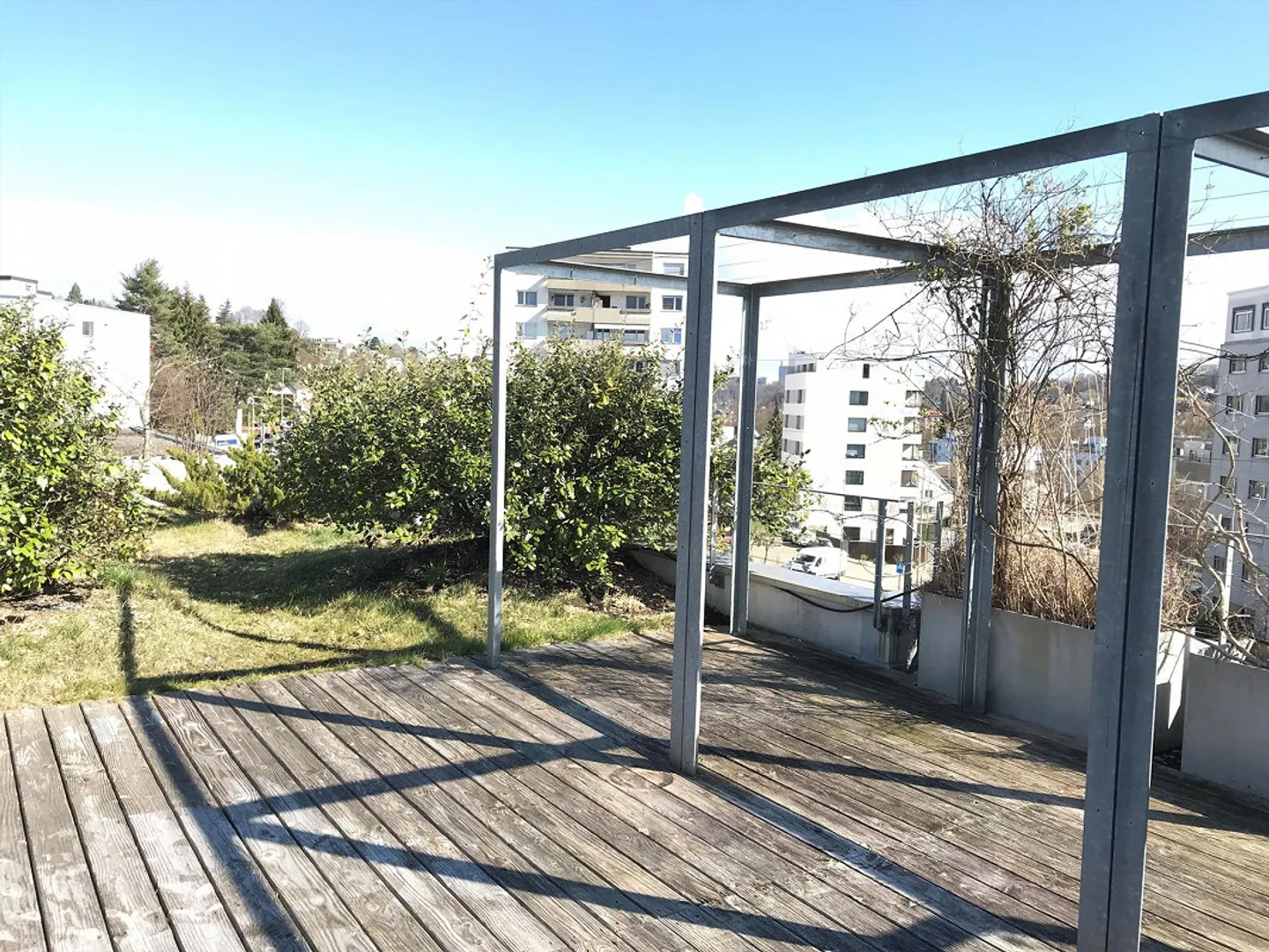 Rooftop! Bright apartment with huge rooftop terrace in a central location! - Photo 2 of 13