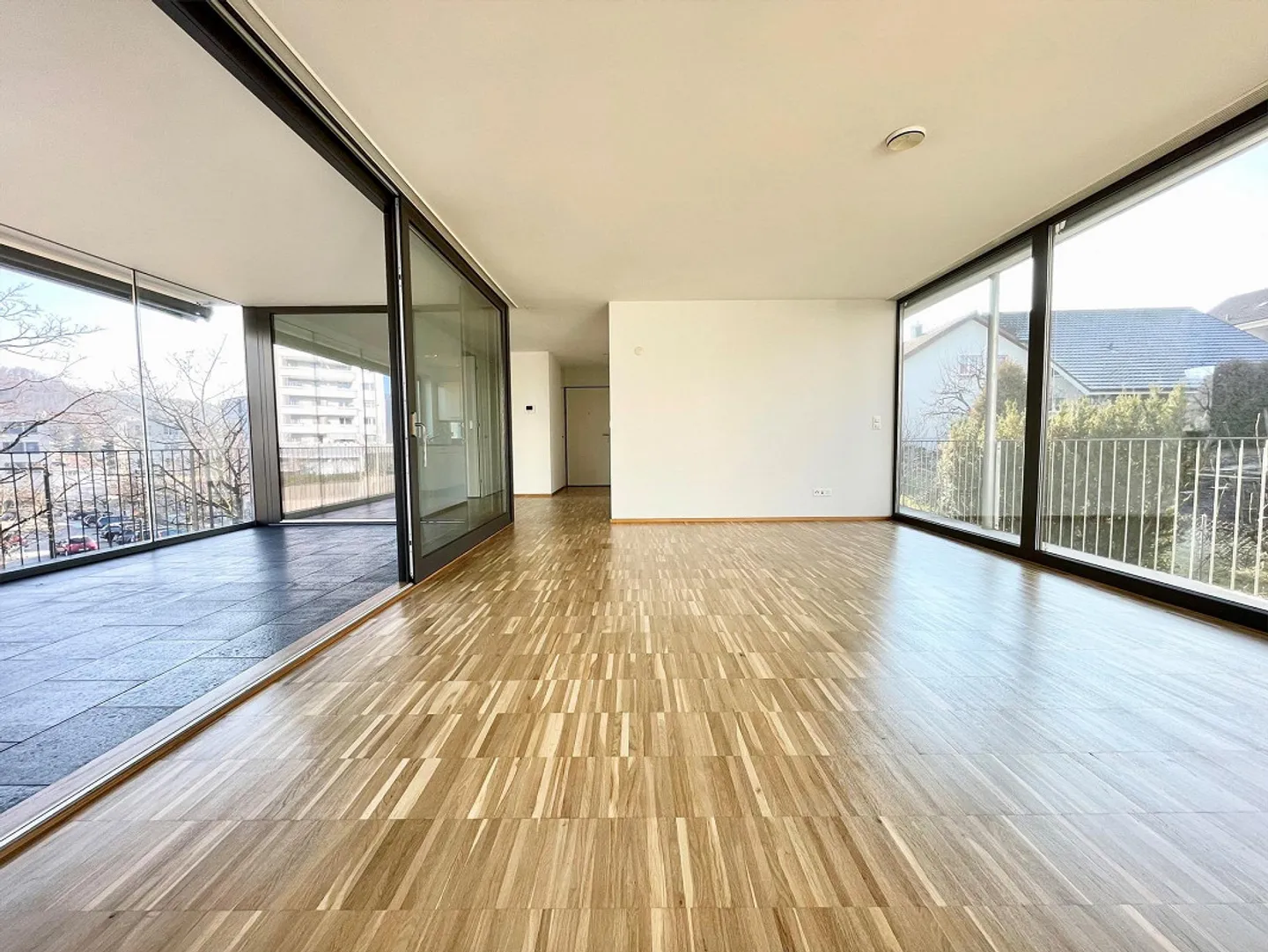 Rooftop! Bright apartment with huge rooftop terrace in a central location! - Photo 11 of 13