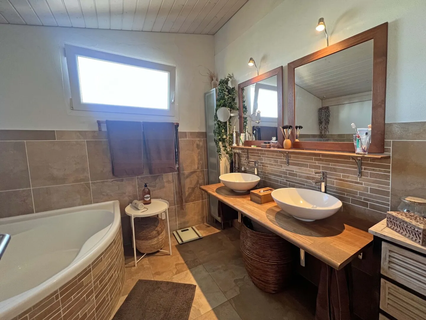 Villa individuelle de 5 pièces dans un écrin de verdure - Foto 9 von 13