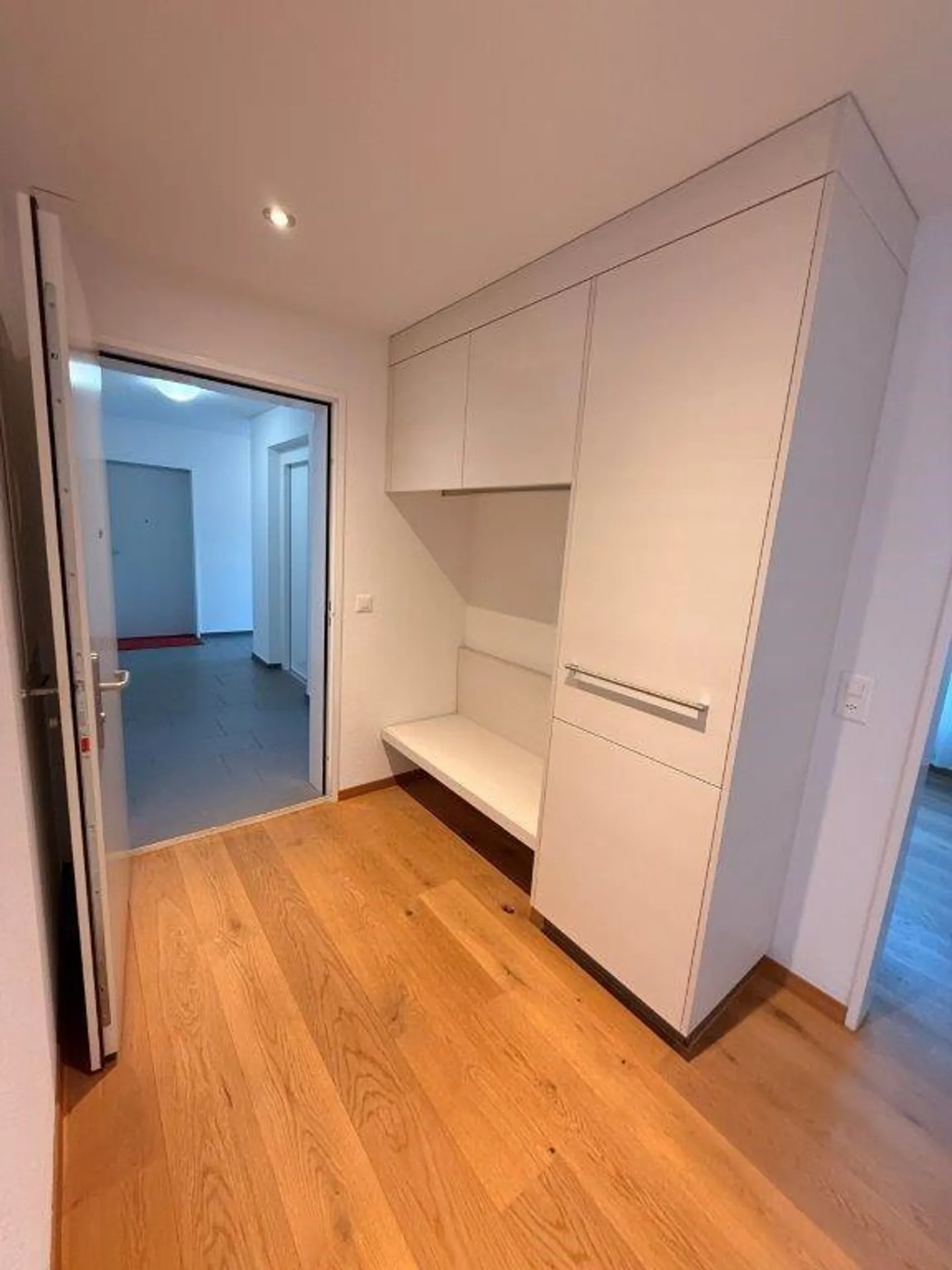 Modern 3½-room apartment in the center of Hinwil - Photo 8 of 10