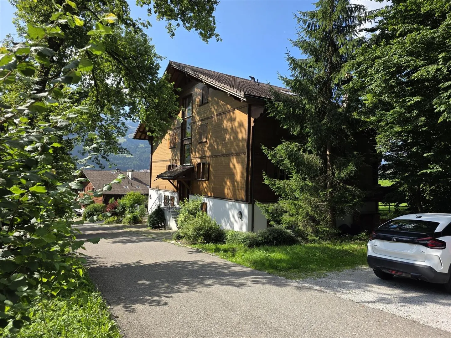 Appartamento con 3.5 stanze a Enney - Foto 2 di 6