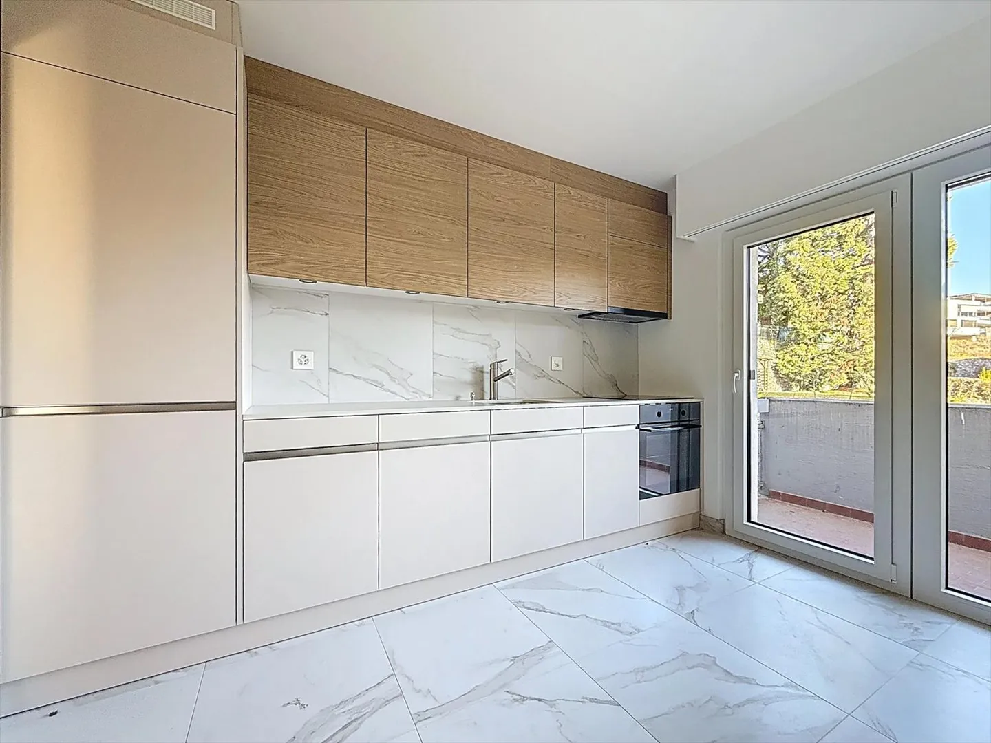 «Zu vermieten – Prächtige renovierte 4,5-Zimmer-Wohnung in Gravelone (Sion)» - Foto 1 von 13