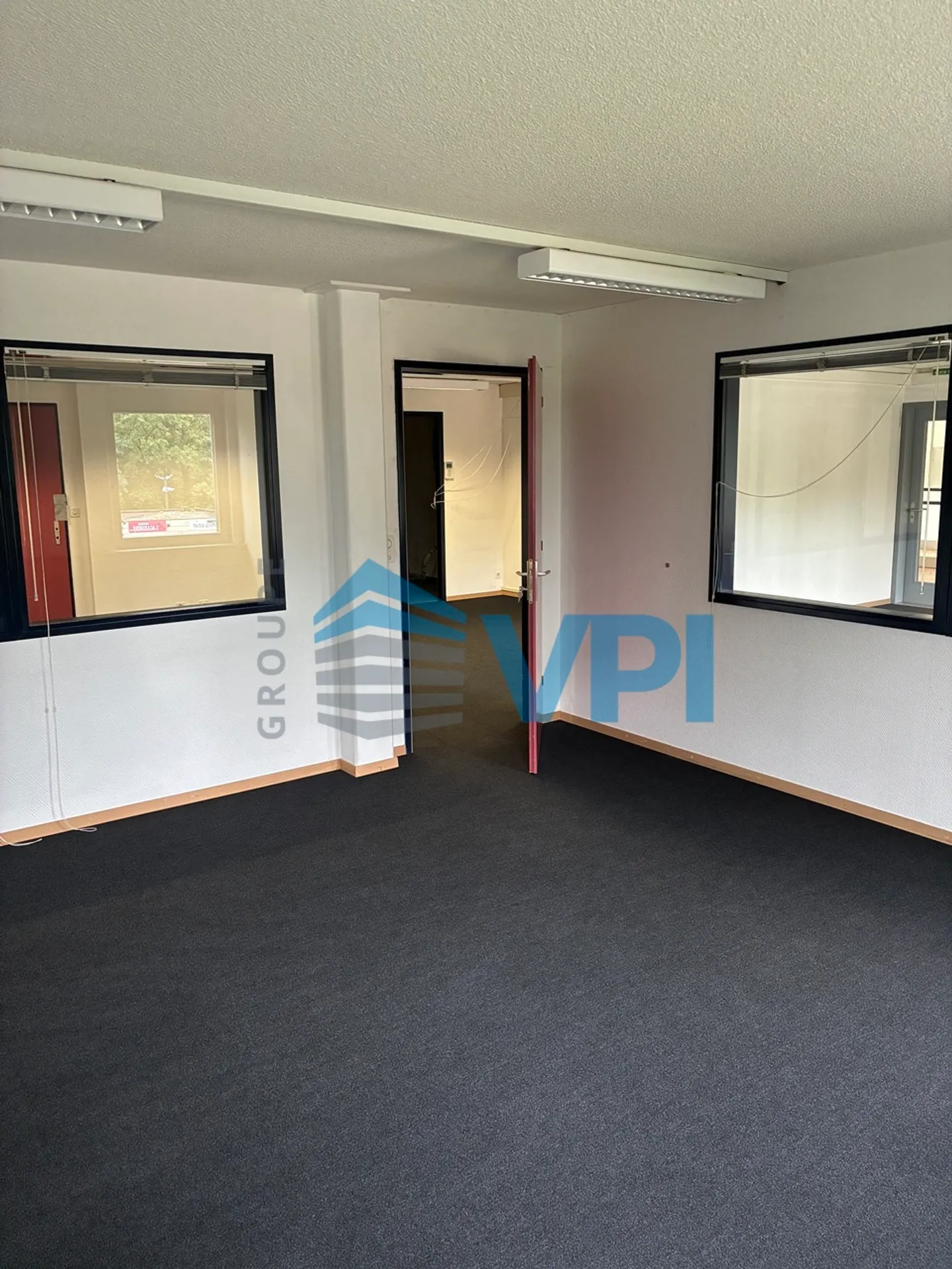 Mont-sur-Lausanne - Helles Büro von 169 m² im Erdgeschoss - Foto 12 von 19