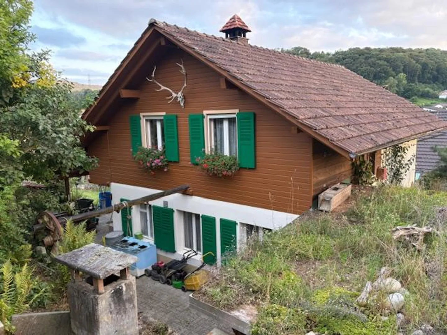 Casa unifamiliare di 6 stanze con grande giardino e capanno - Foto 1 di 17