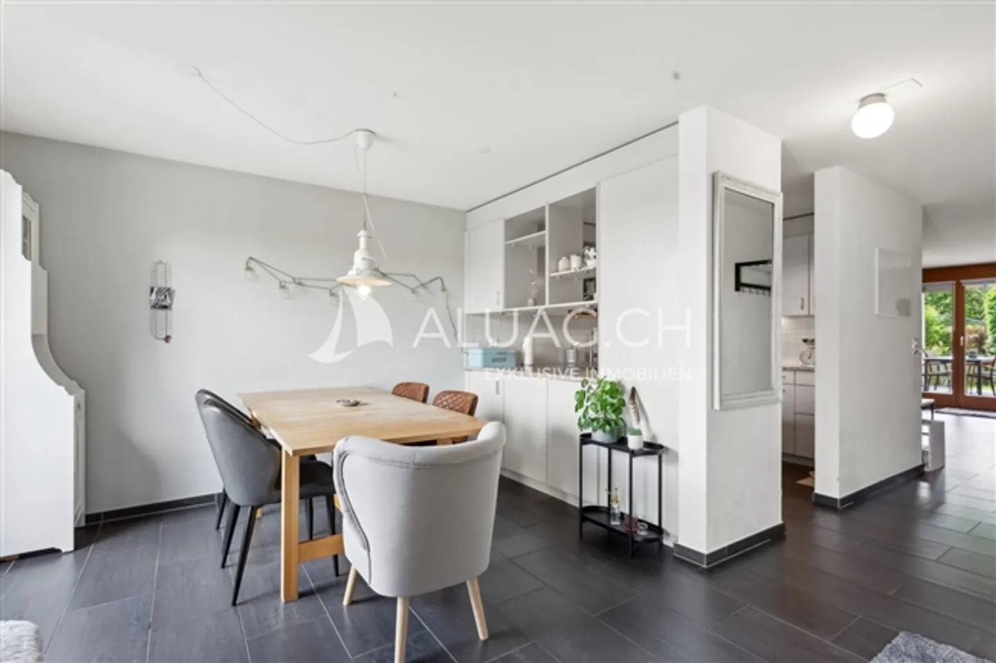 Stepped house for sale - Photo 5 of 13