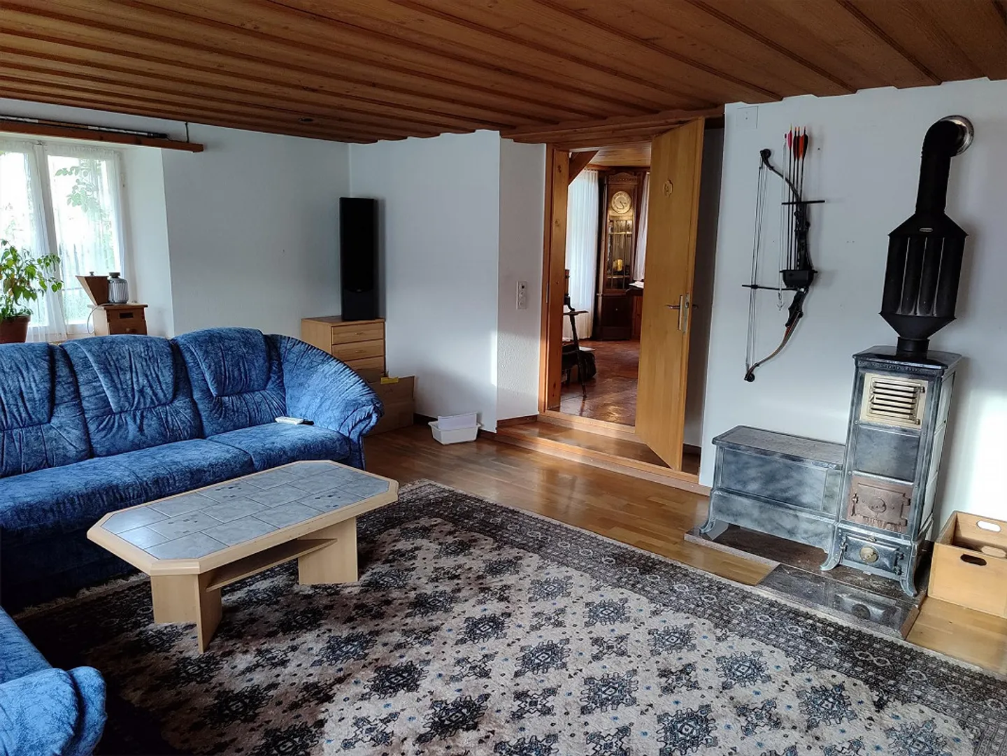 Casa unifamiliare di 6 stanze con grande giardino e capanno - Foto 4 di 17