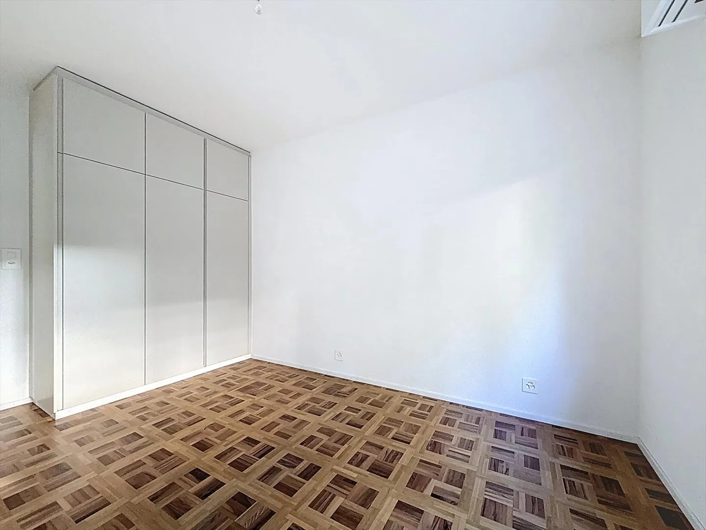 «Zu vermieten – Prächtige renovierte 4,5-Zimmer-Wohnung in Gravelone (Sion)» - Foto 11 von 13