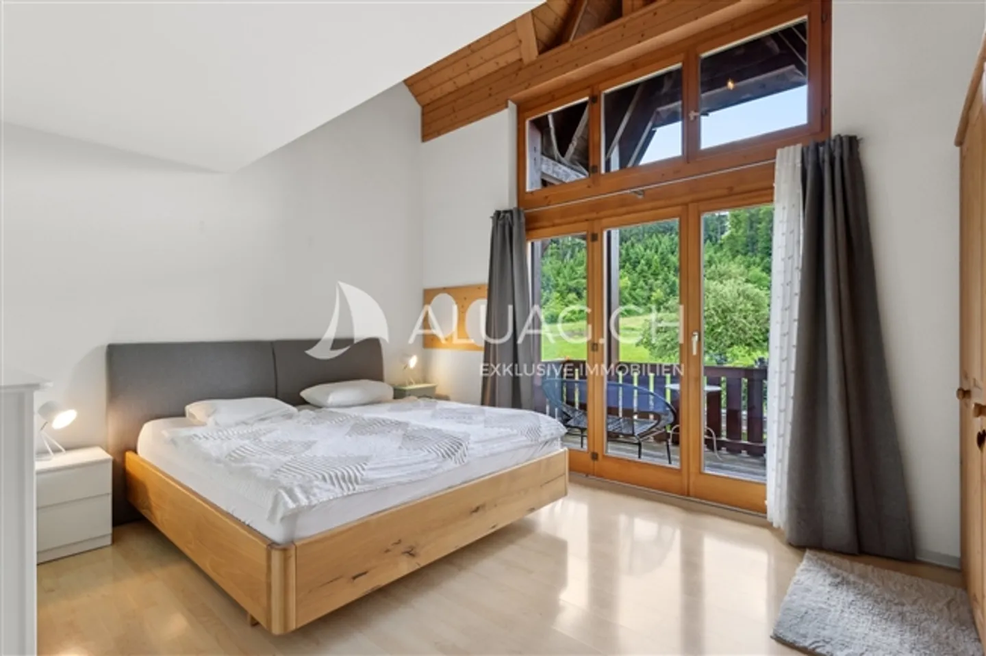 Stepped house for sale - Photo 10 of 13