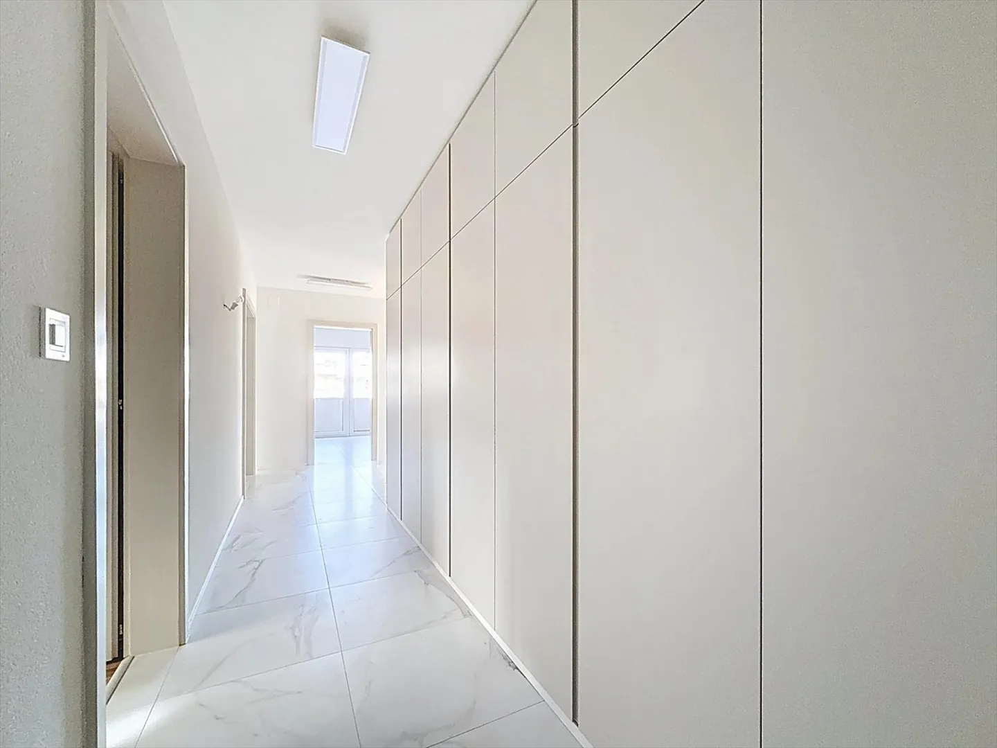 «Zu vermieten – Prächtige renovierte 4,5-Zimmer-Wohnung in Gravelone (Sion)» - Foto 7 von 13