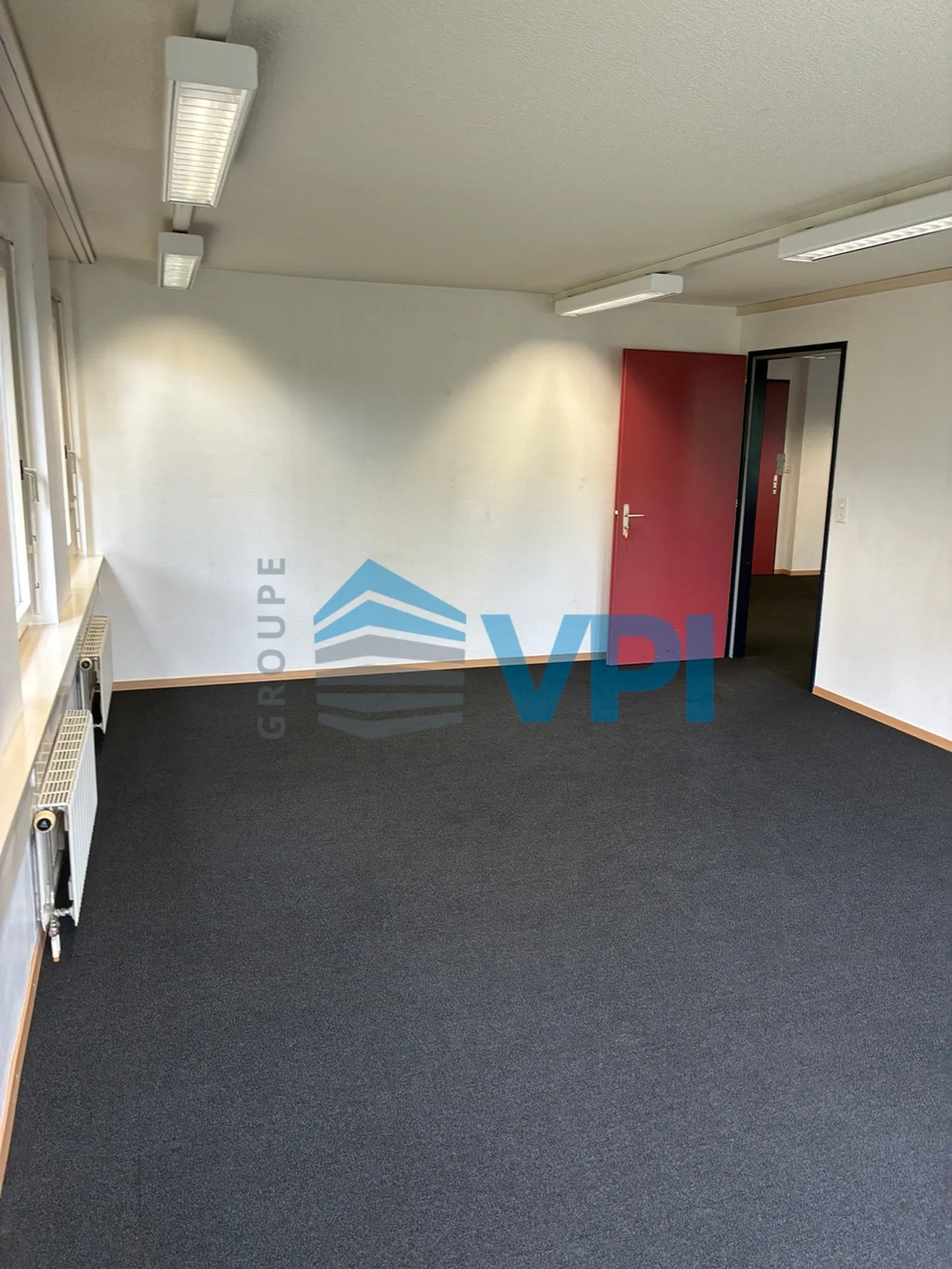 Mont-sur-Lausanne - Helles Büro von 169 m² im Erdgeschoss - Foto 14 von 19