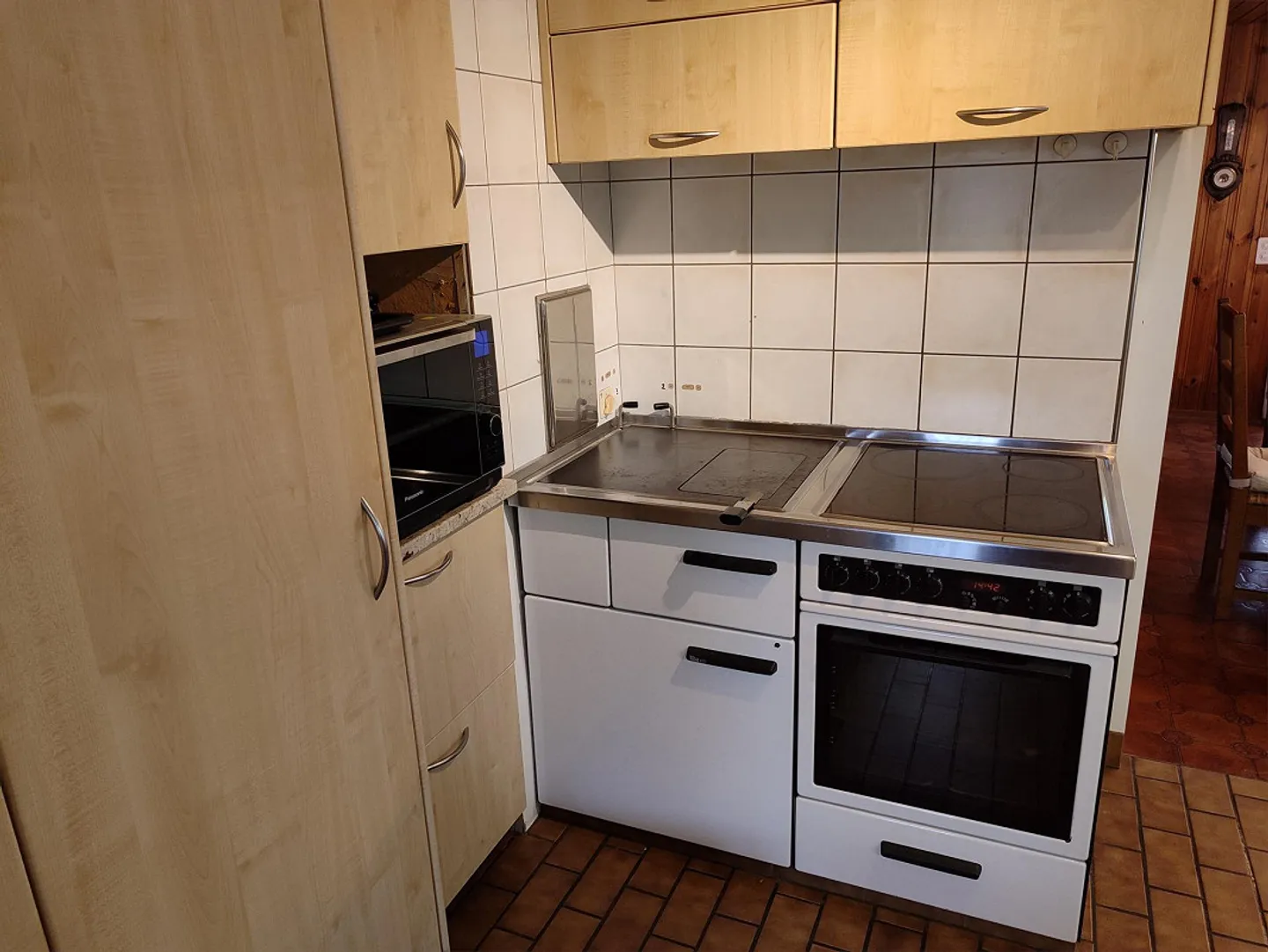 Casa unifamiliare di 6 stanze con grande giardino e capanno - Foto 6 di 17