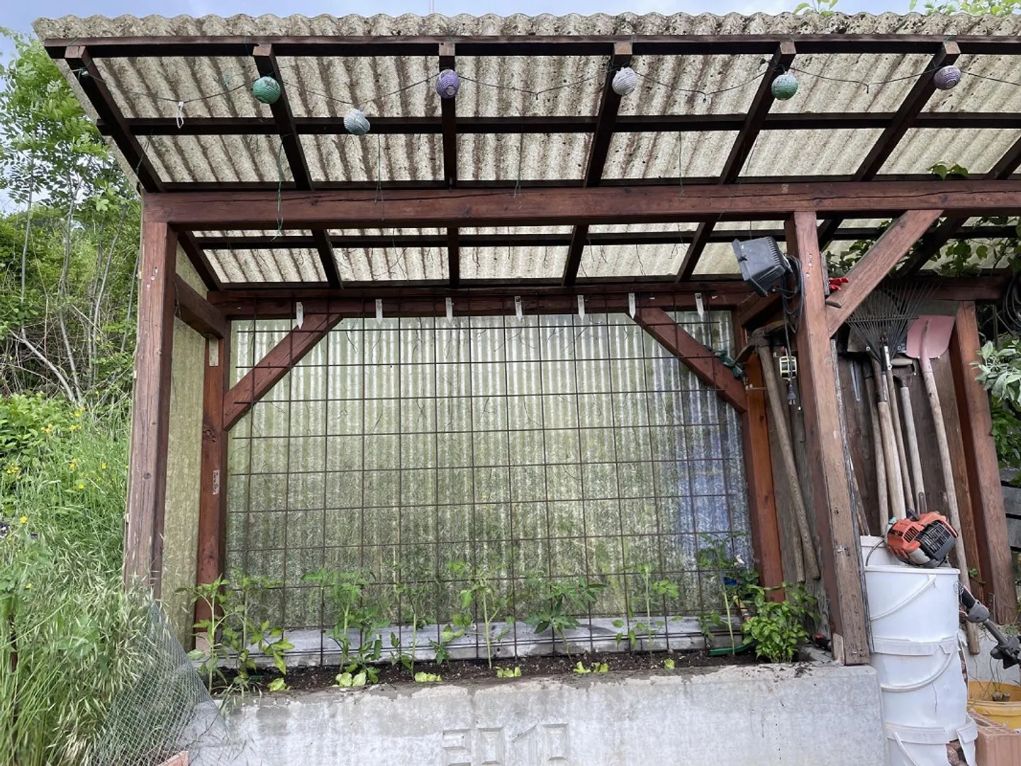 Casa unifamiliare di 6 stanze con grande giardino e capanno - Foto 13 di 17