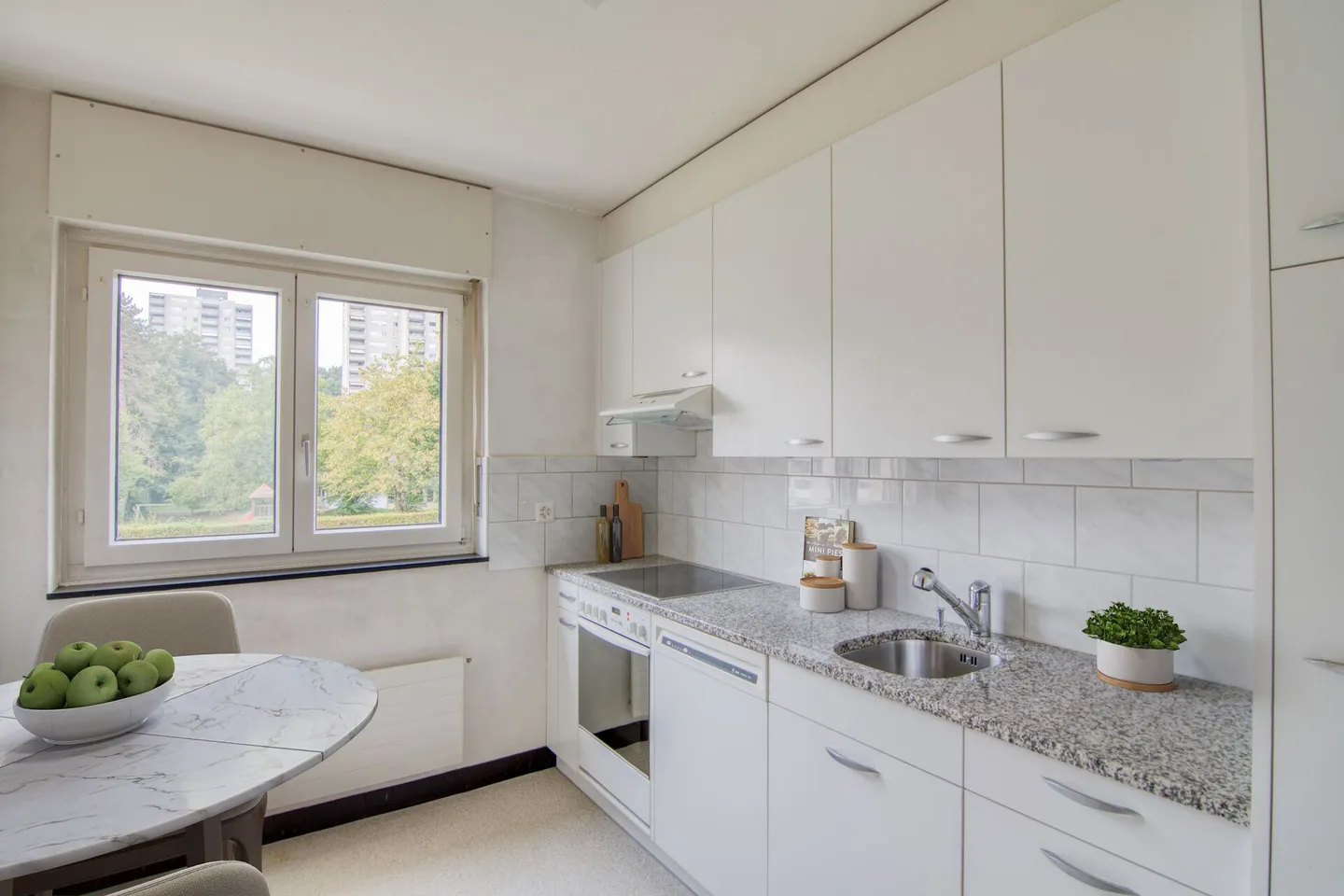 Rückzugsort am Wohlensee: 3.5-Zimmer-Wohnung mit 2 Balkonen & einem Einstellhallenplatz - Foto 6 von 22