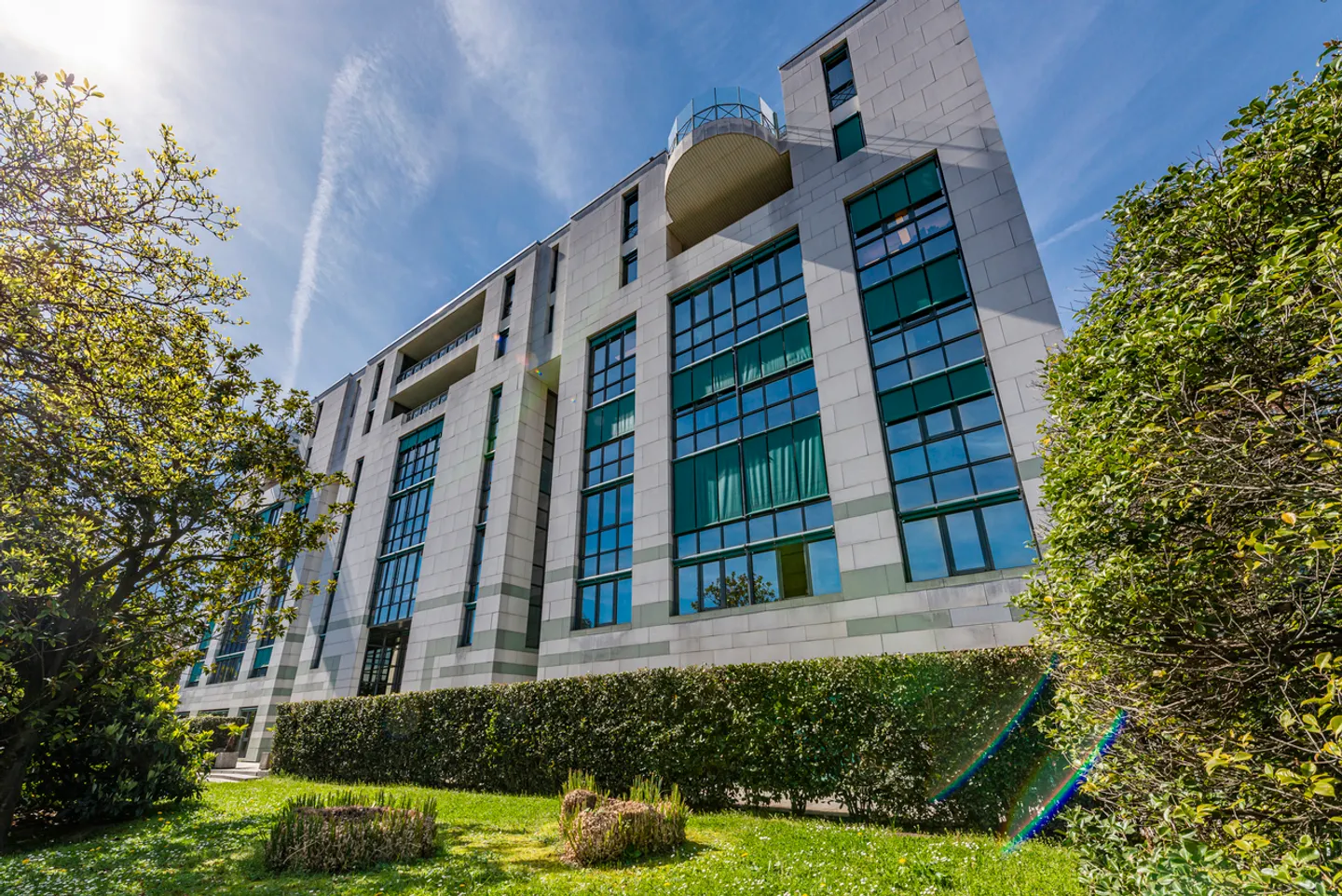 Geräumiges und helles Büro in strategischer Lage - Foto 1 von 8