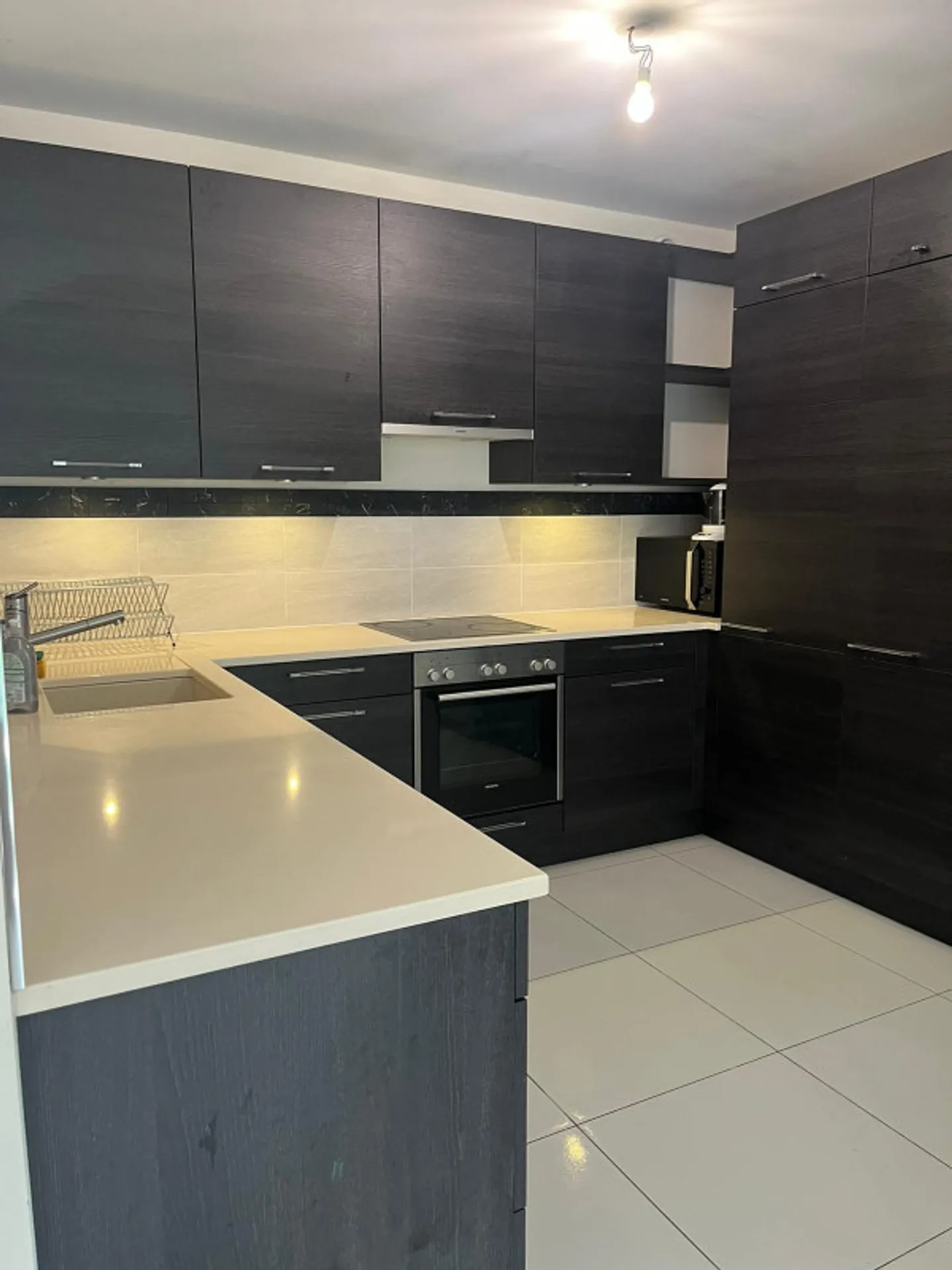 Camera in un bell'appartamento situato a Petit Lancy - Foto 5 di 8