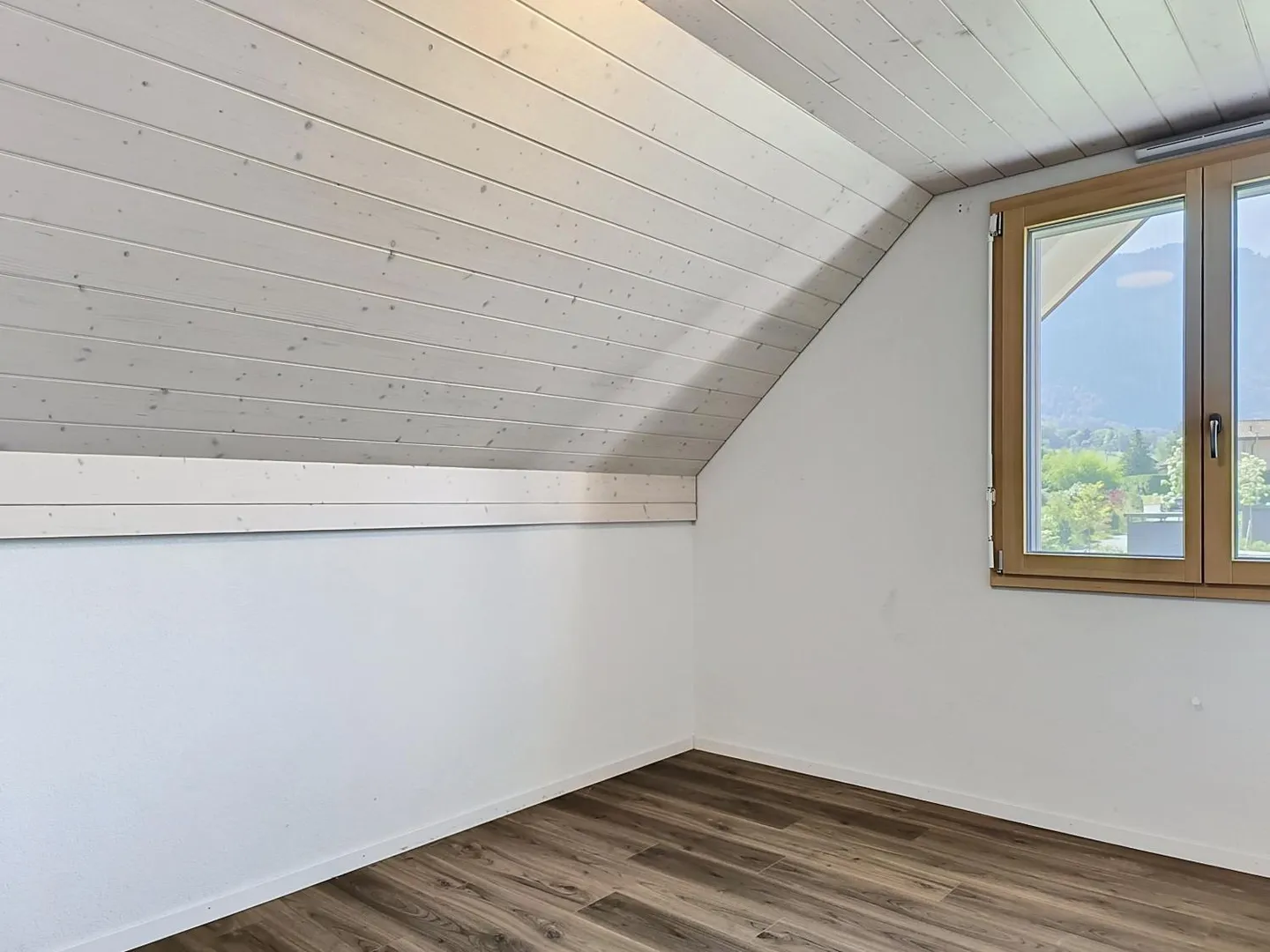5-room house - Photo 9 of 11