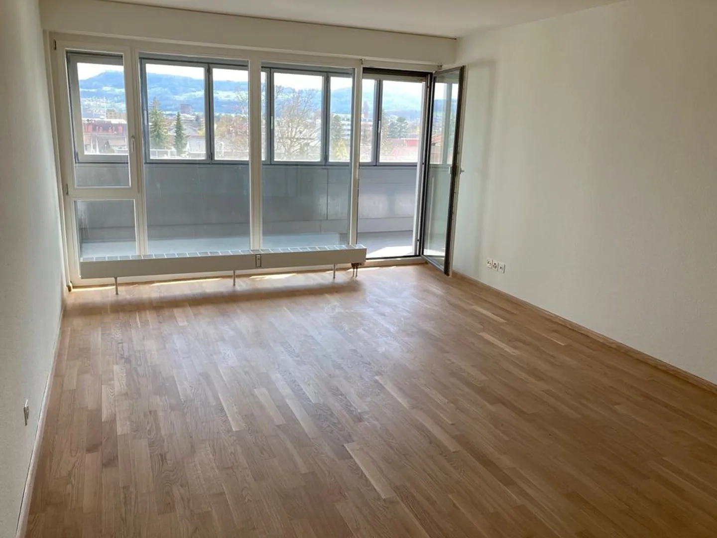 Grosszügige Wohnung mit Balkon - Foto 6 von 9