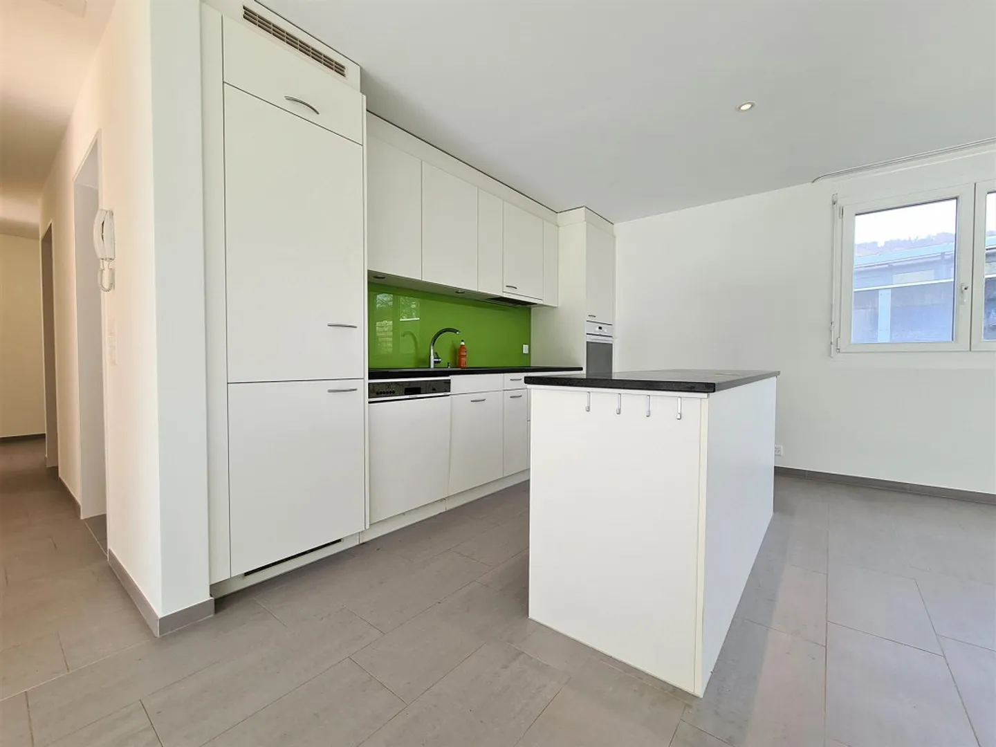 Appartamento con giardino | Ottimamente situato | Vicino a Baden - Foto 3 di 10