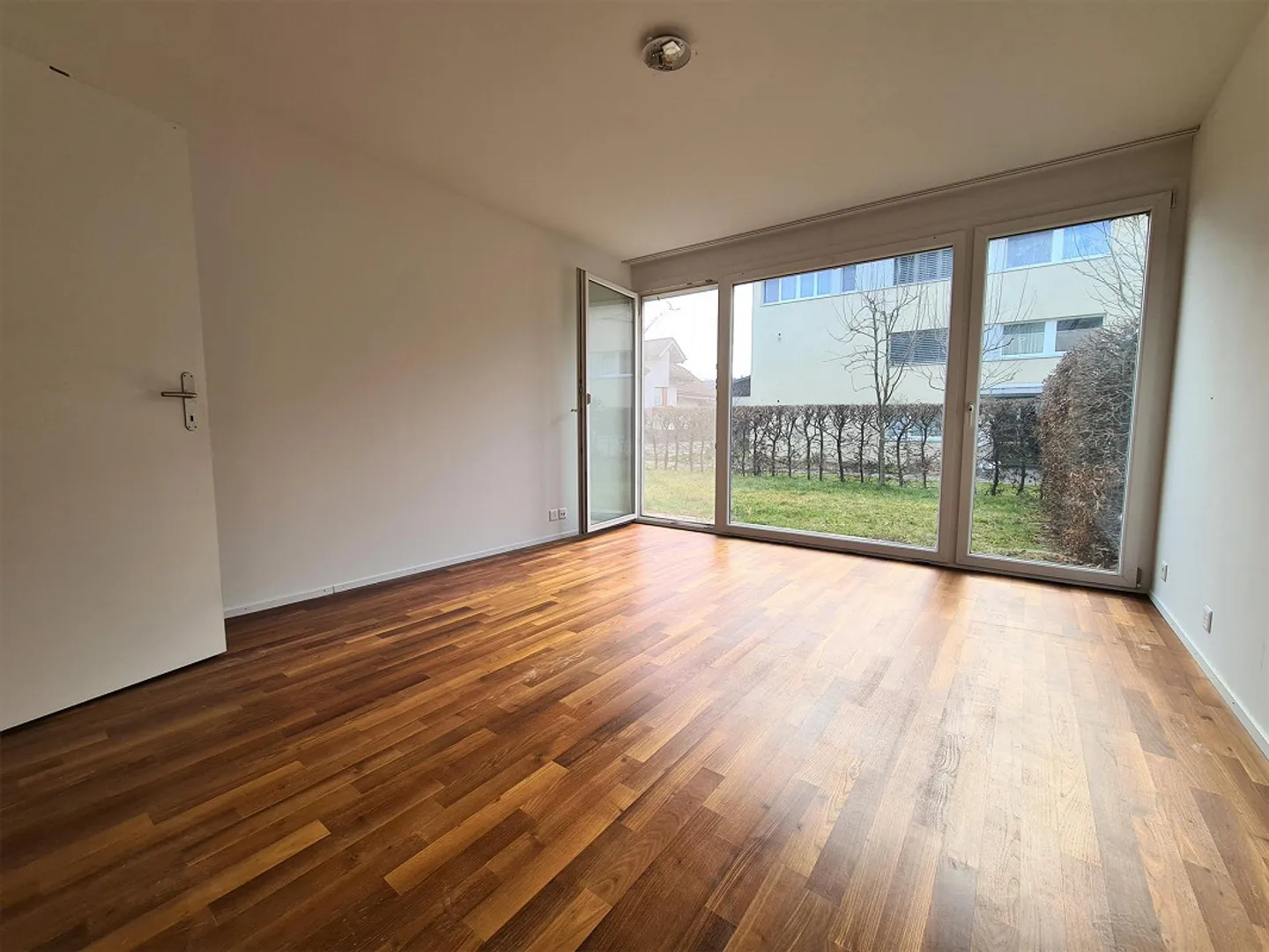 Appartamento con giardino | Ottimamente situato | Vicino a Baden - Foto 5 di 10