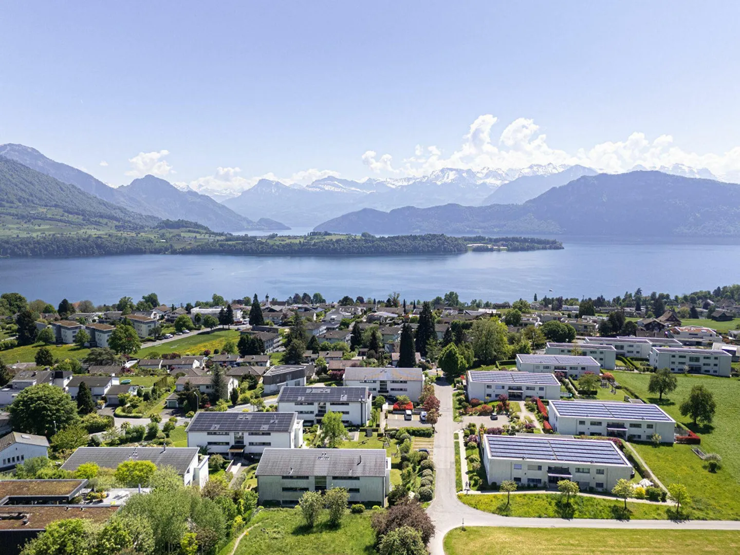 Penthouse apartment with Alpine panorama in Meggen - Photo 12 of 12