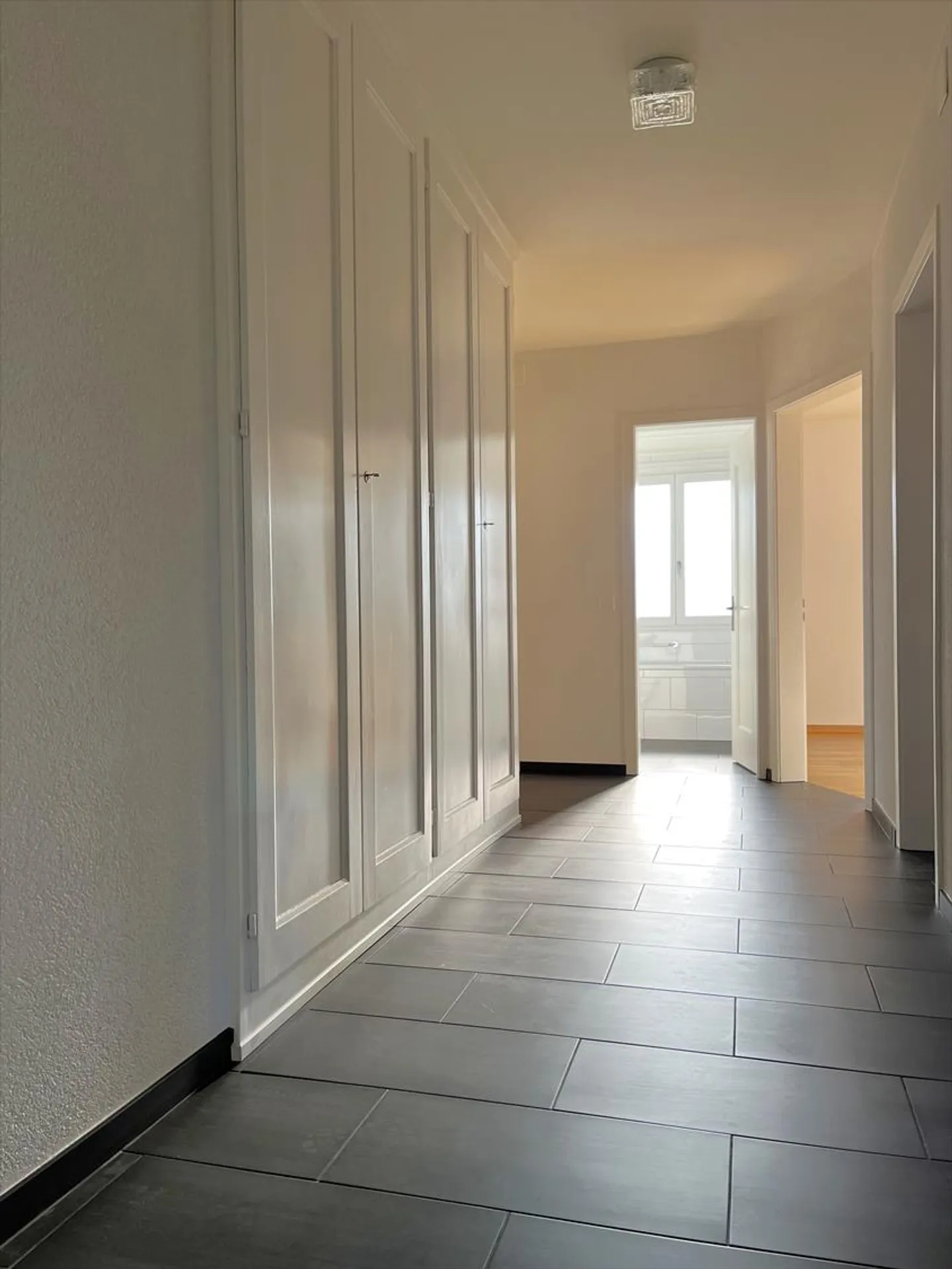 3,5-Zimmer-Wohnung - Foto 3 von 11