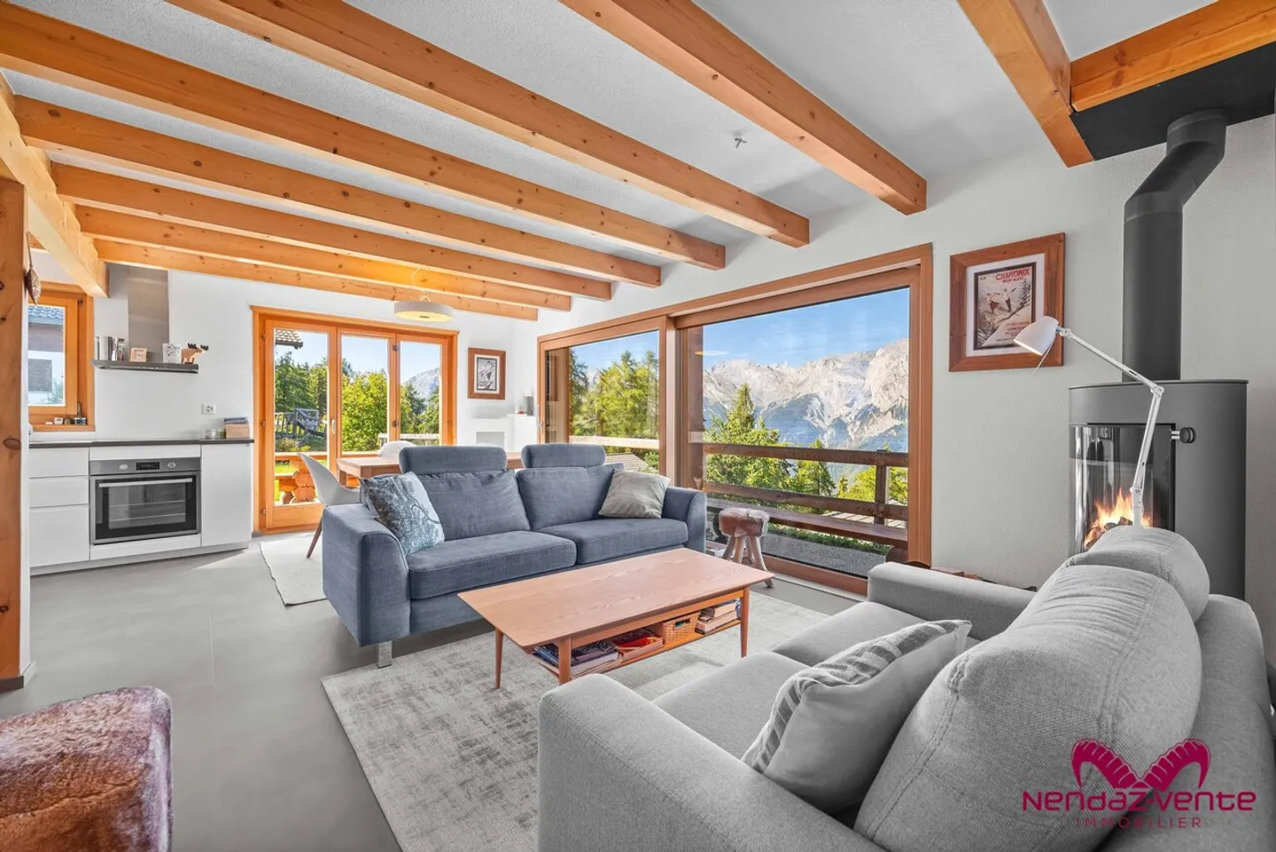Magnificent 4.5-room chalet with stunning views - sale to foreigners - Photo 2 of 19