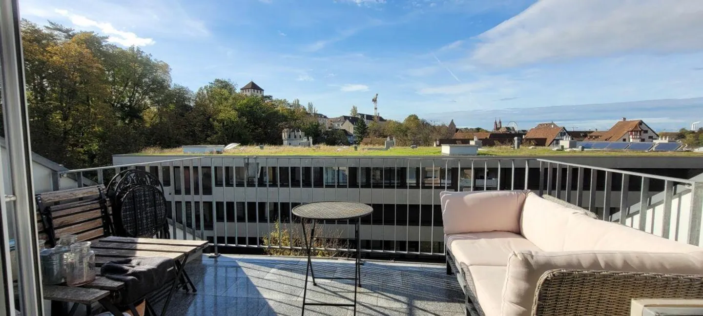 Modern 3.5 Room Penthouse Apartment - Photo 1 of 6