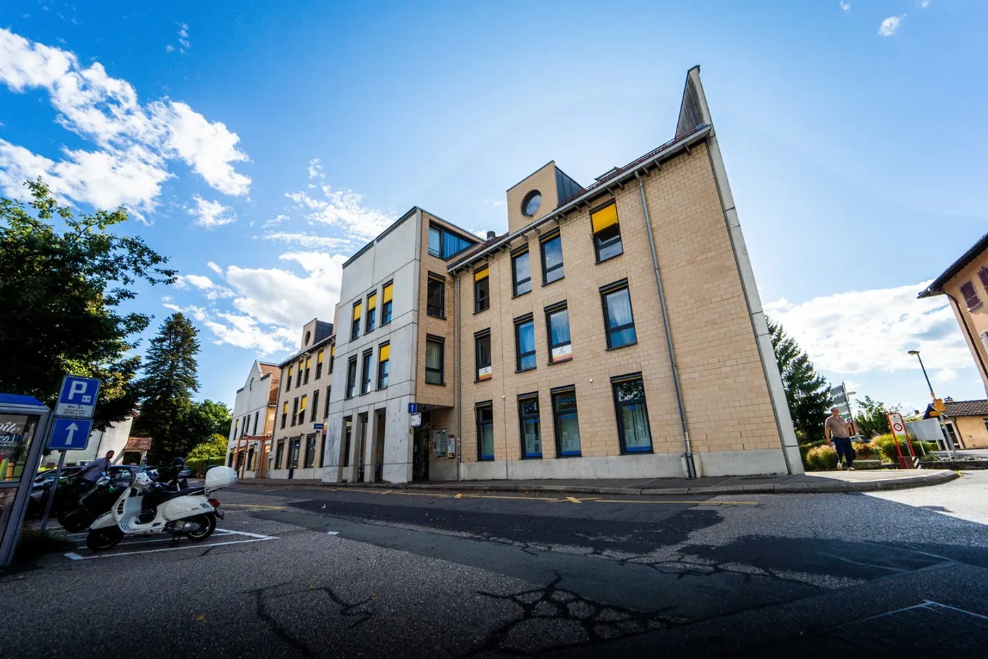 Immeuble mixte à vendre - Photo 3 sur 11