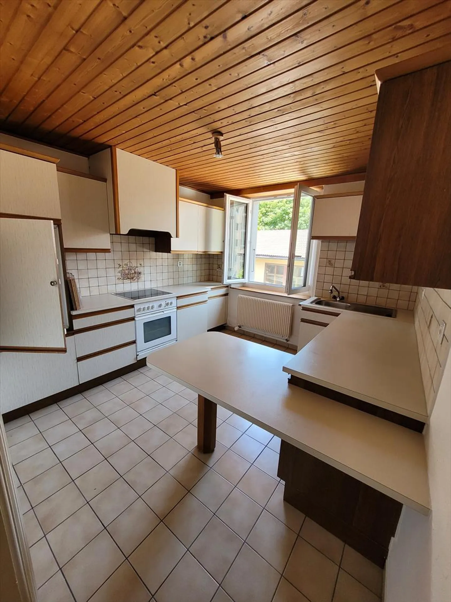 Appartement 2.5 pièces - Photo 1 sur 9