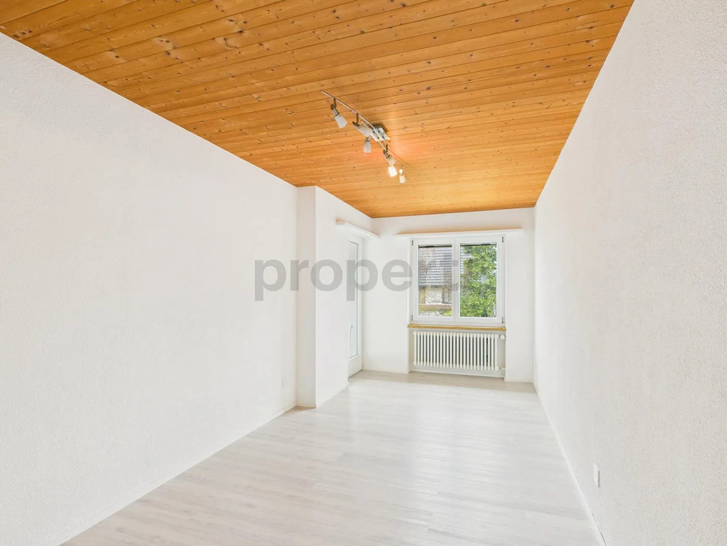 Appartement spacieux de 4,5 pièces avec vue sur la montagne à Maschwanden - Photo 5 sur 13