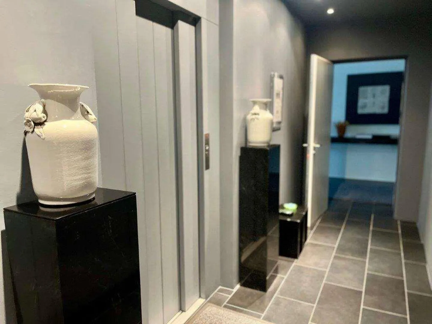 LUGANO : PENTHOUSE PRESTIGIEUX AU CENTRE - Photo 8 sur 13