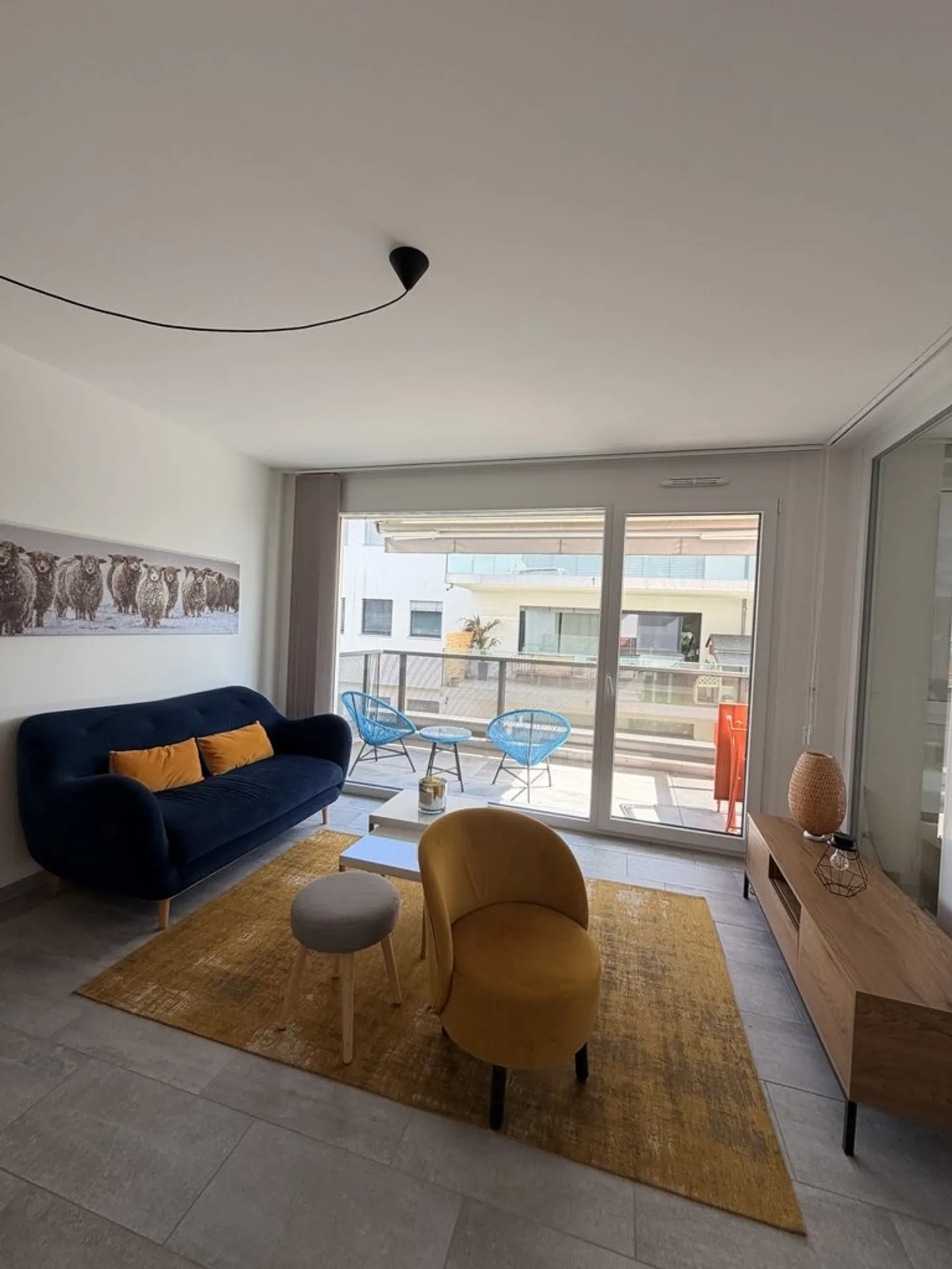 Furnished 2.5 room apartment for rent - Ideal for students - Photo 2 of 5
