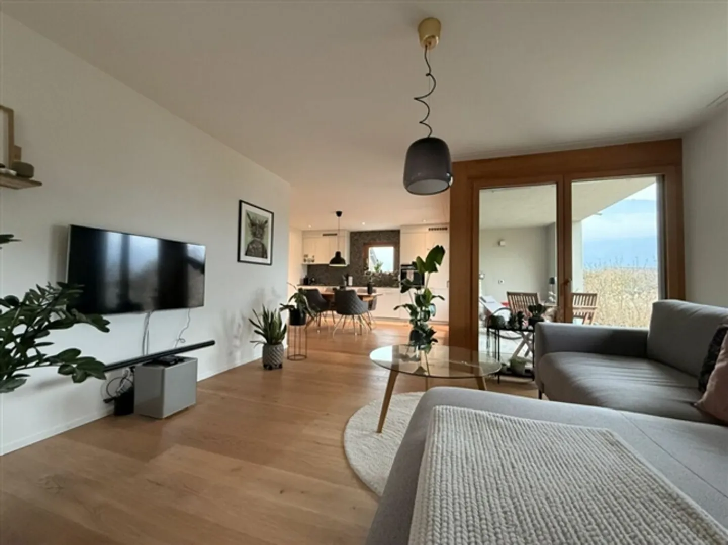 Appartement de jardin attrayant de 2,5 pièces à Sevelen - Photo 2 sur 7