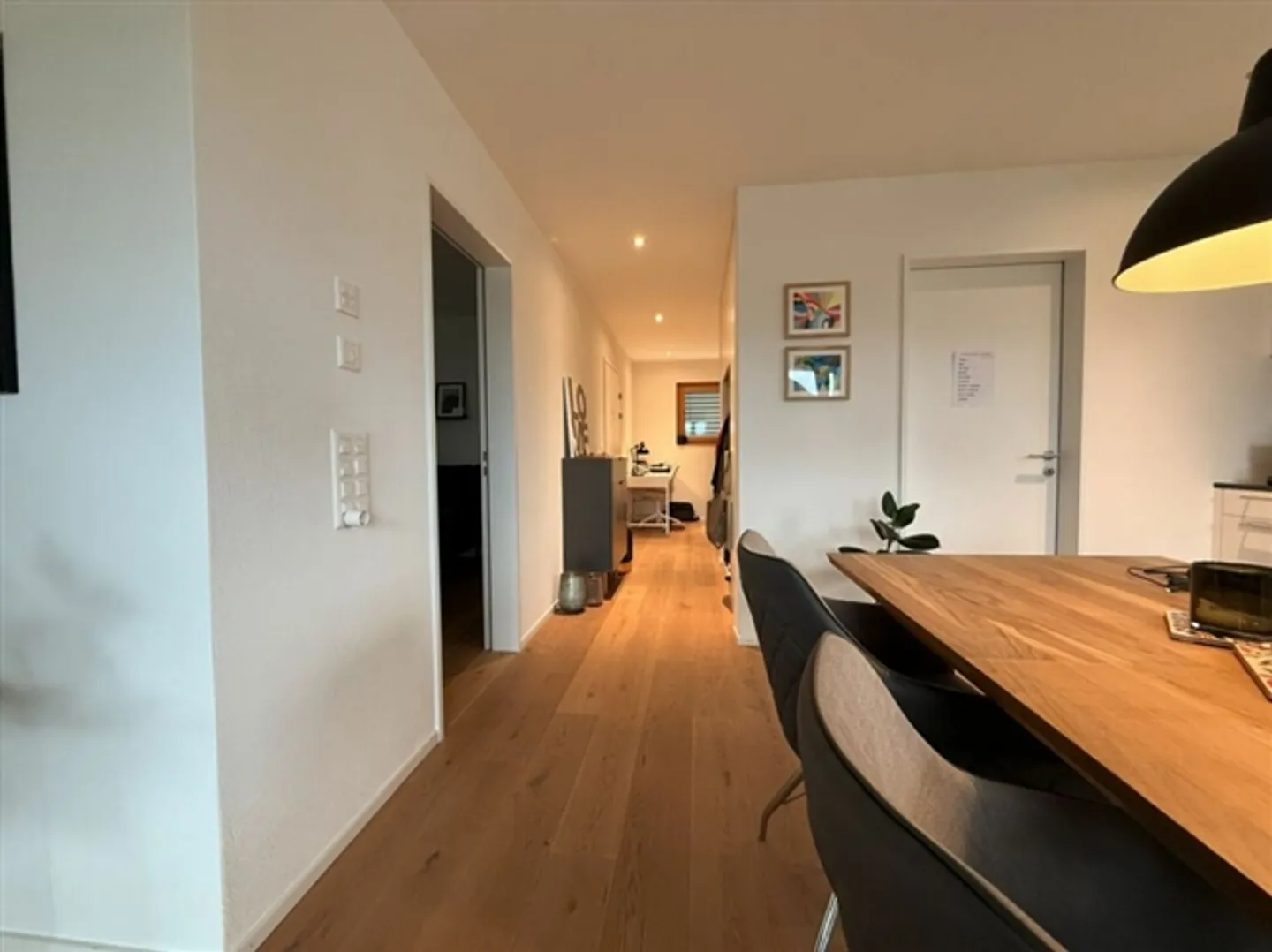 Appartement de jardin attrayant de 2,5 pièces à Sevelen - Photo 3 sur 7