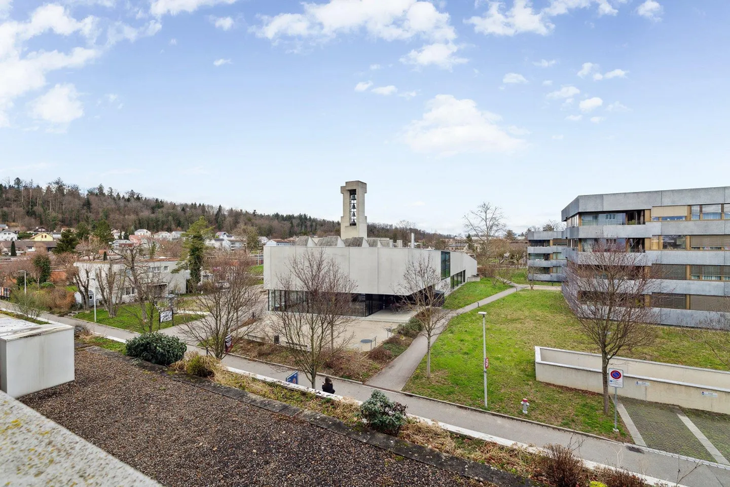 3 Room Apartment for Rent - Photo 2 of 9