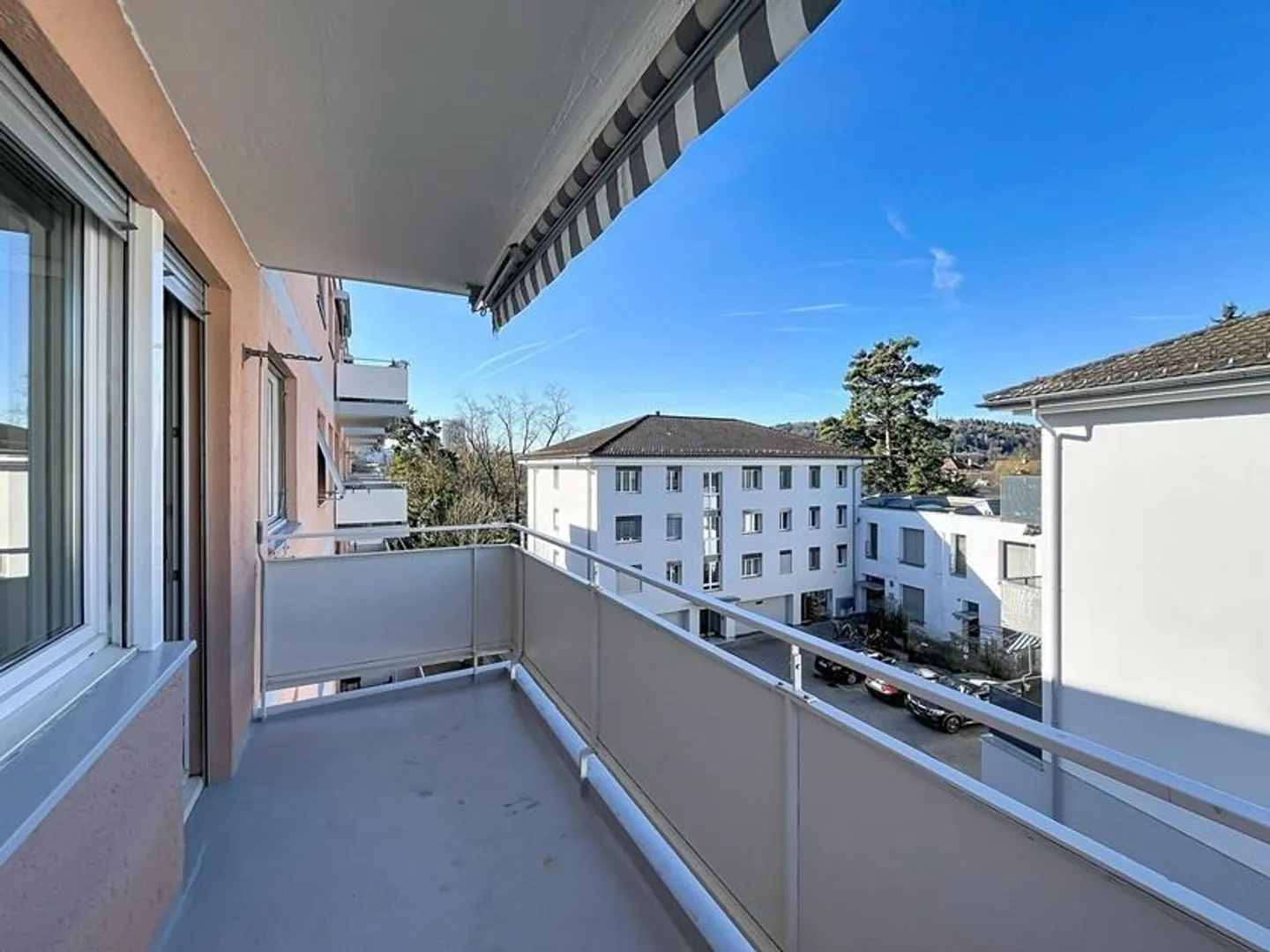 Helle renovierte Wohnung in Winterthur - Foto 10 von 12