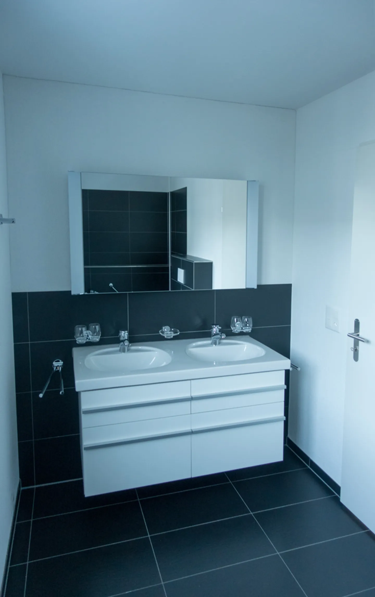 Affittiamo un appartamento moderno con un alto standard di finitura! - Foto 4 di 13