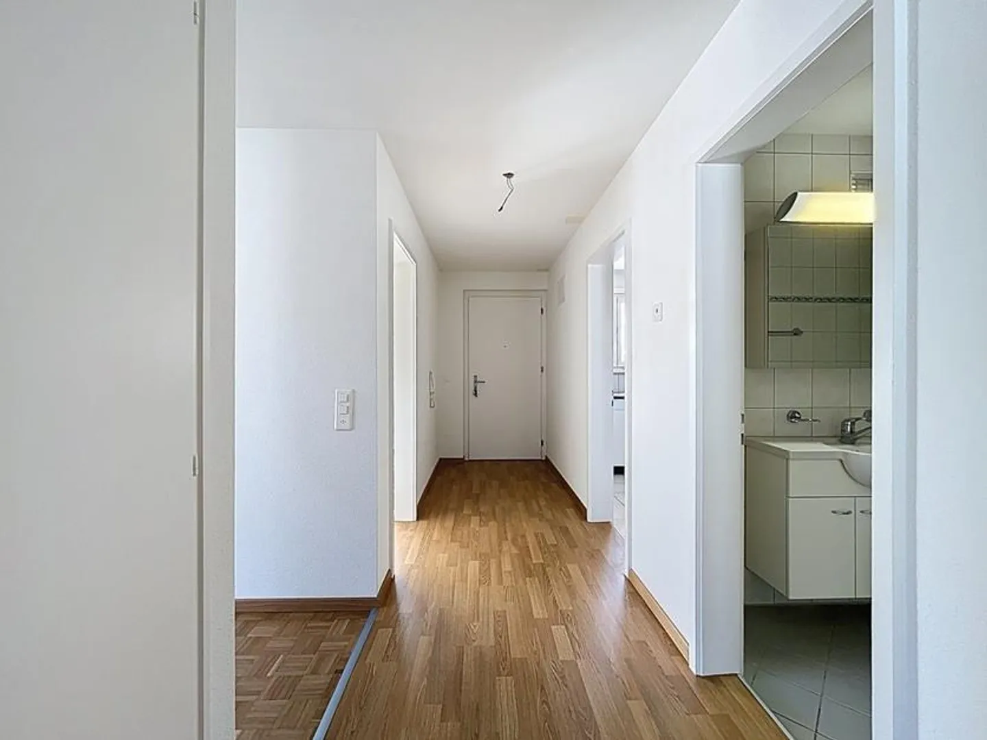 Helle renovierte Wohnung in Winterthur - Foto 3 von 12