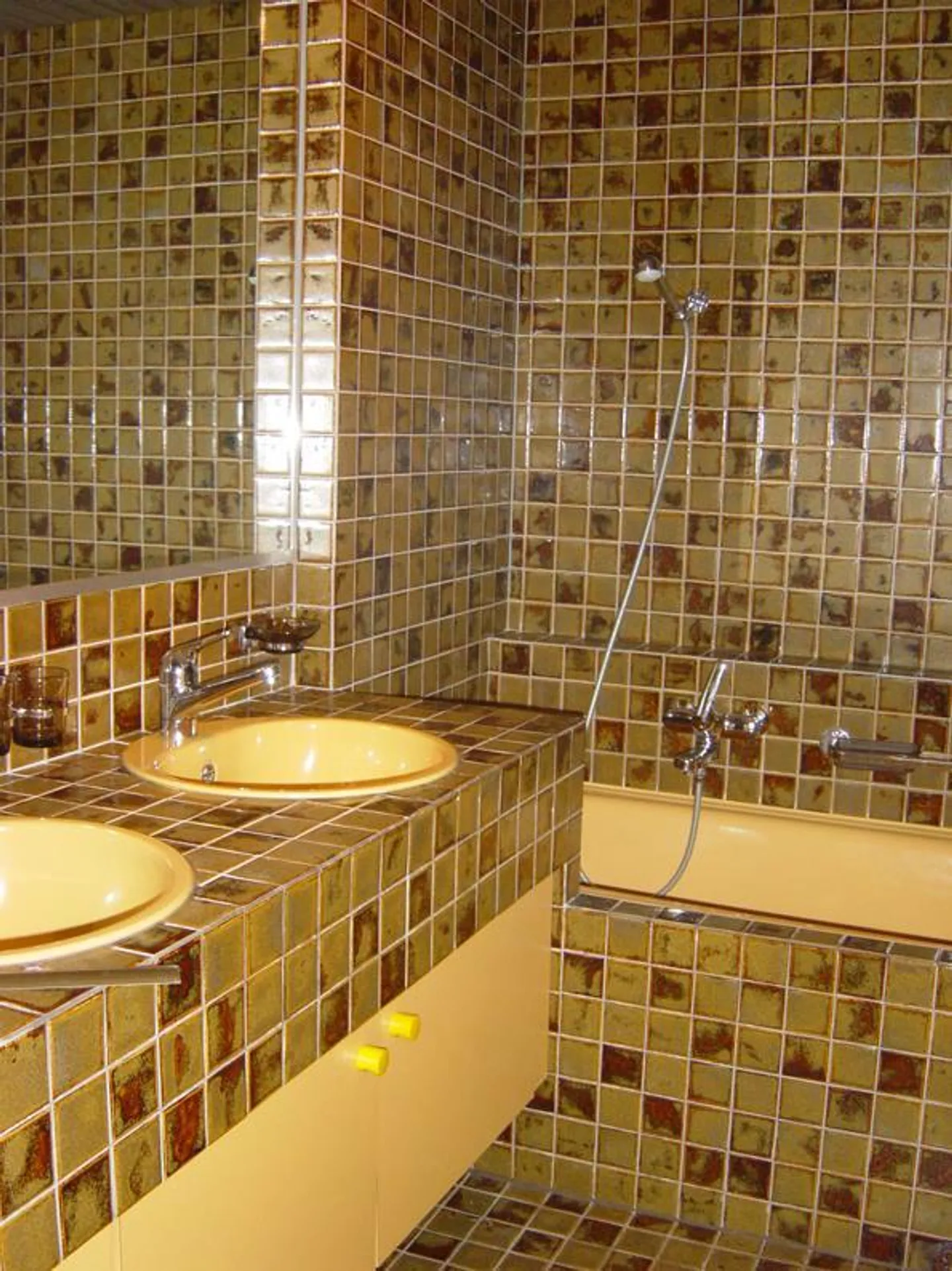 4.5-room apartment with patio and fireplace in Bassersdorf - Photo 5 of 6