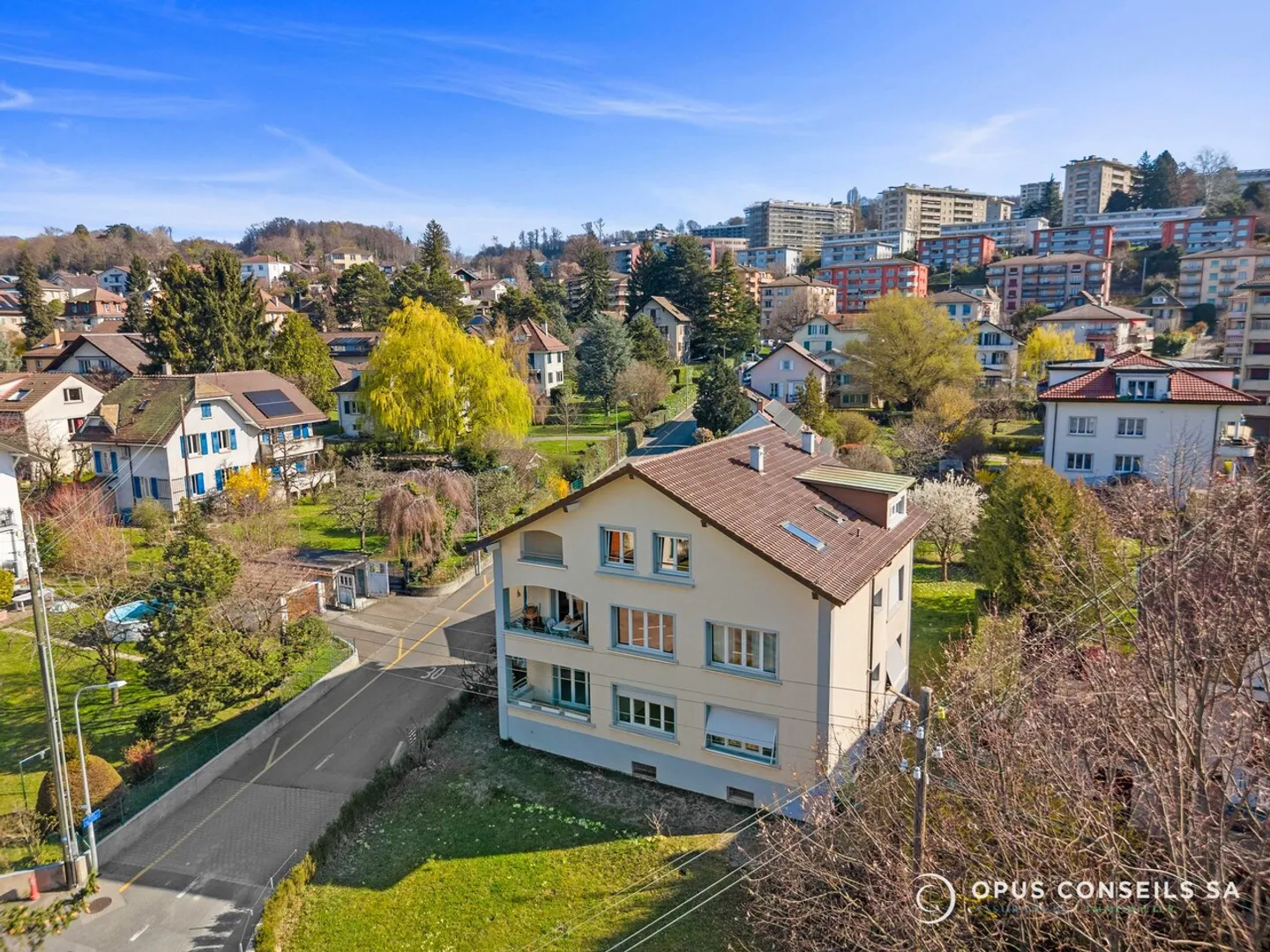 Charming 1.5 room apartment with balcony and private garden in the heart of Prilly - Ideal for investors - Photo 1 of 8